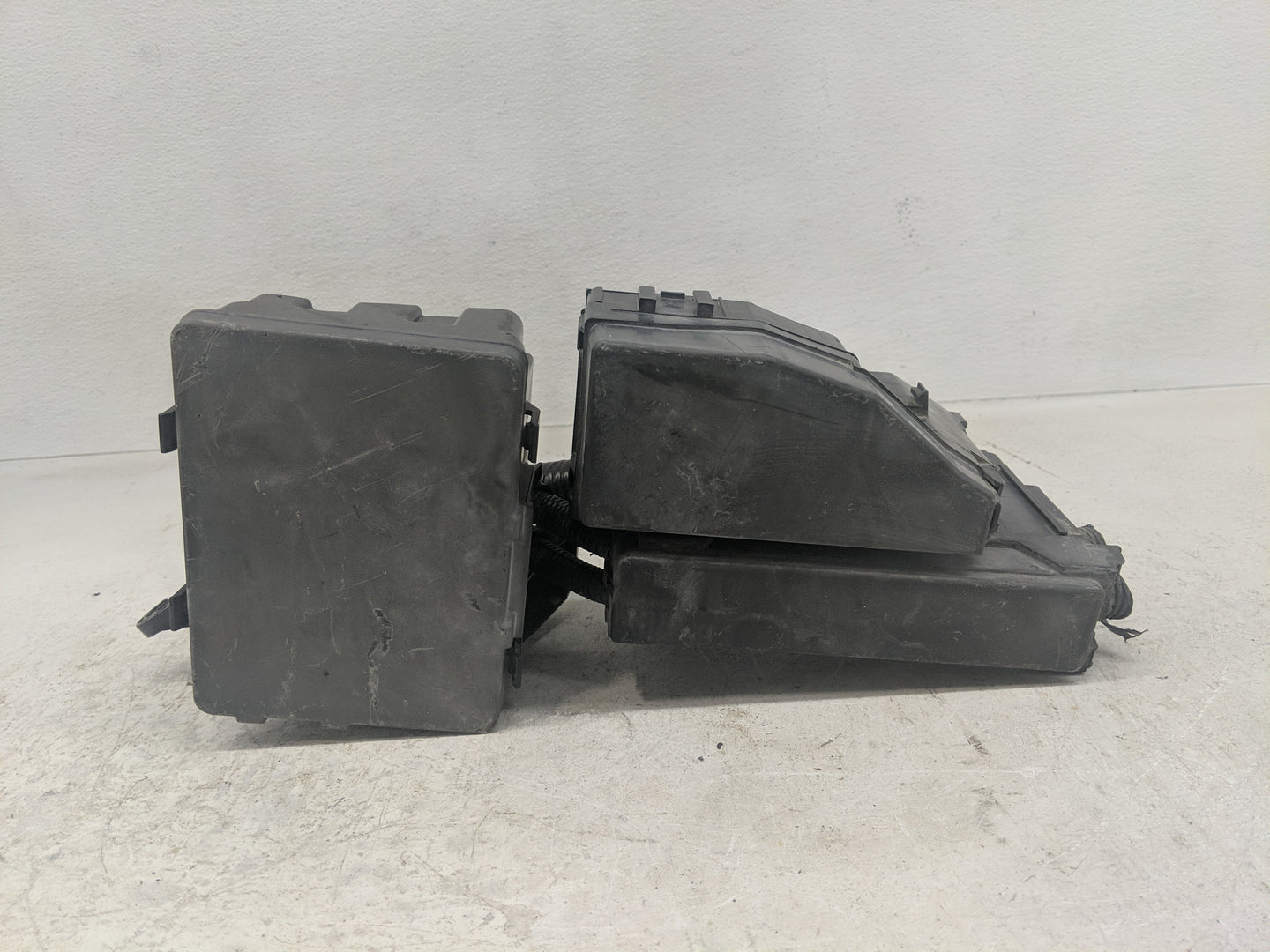 2013-2014 Nissan Altima Fusebox Fuse Box Panel Relay Module Fits Fits 2013 2014 OEM Used Auto Parts - Oemusedautoparts1.com