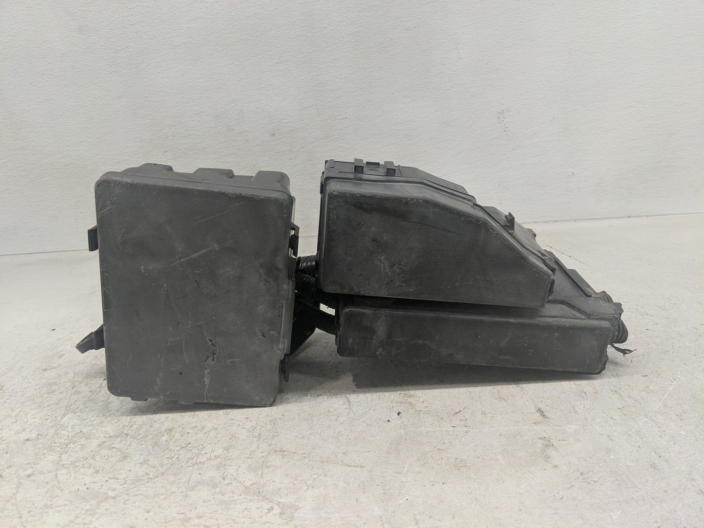 2013-2014 Nissan Altima Fusebox Fuse Box Panel Relay Module Fits Fits 2013 2014 OEM Used Auto Parts - Oemusedautoparts1.com