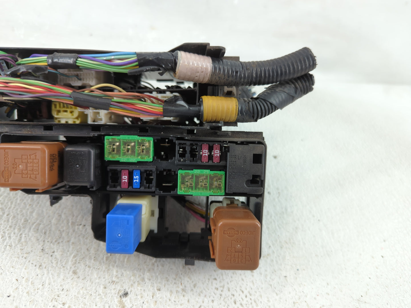 2013-2014 Nissan Altima Fusebox Fuse Box Panel Relay Module Fits Fits 2013 2014 OEM Used Auto Parts - Oemusedautoparts1.com