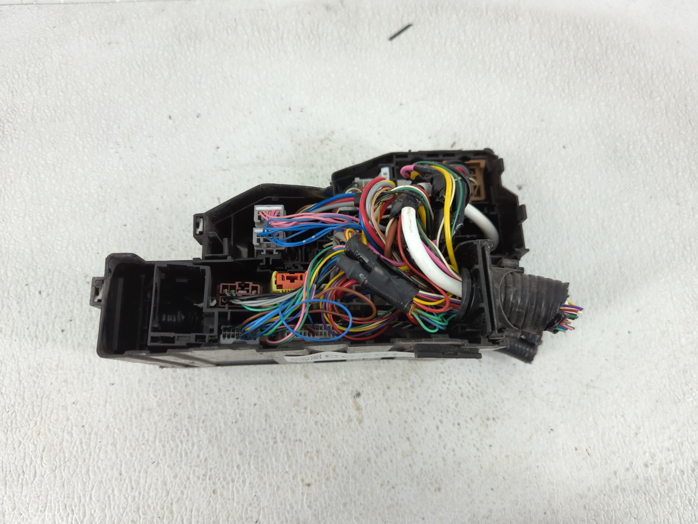 2013-2014 Nissan Altima Fusebox Fuse Box Panel Relay Module Fits Fits 2013 2014 OEM Used Auto Parts - Oemusedautoparts1.com