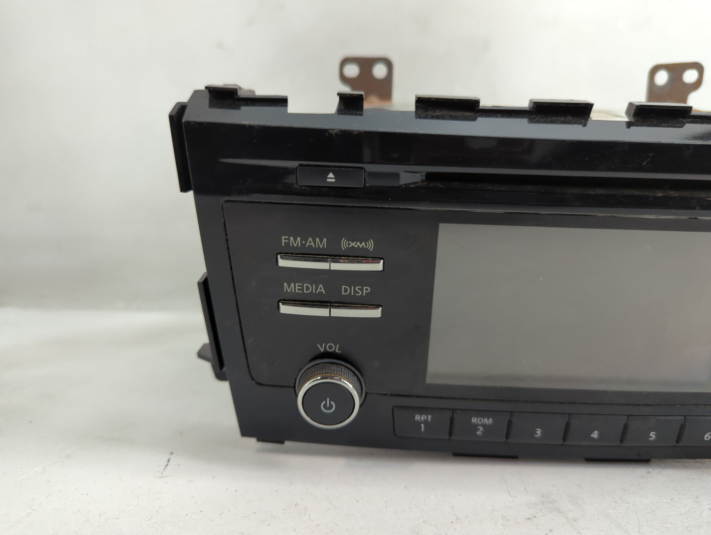2013-2015 Nissan Altima Radio AM FM Cd Player Receiver Replacement P/N:28185 3TA0B Fits Fits 2013 2014 2015 OEM Used Auto Pa