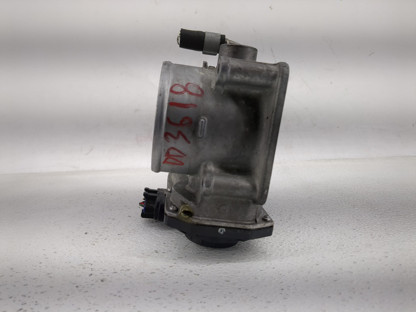 2013-2018 Nissan Altima Throttle Body P/N:3TA60-01 A Fits Fits 2013 2014 2015 2016 2017 2018 2019 2020 OEM Used Auto Parts -