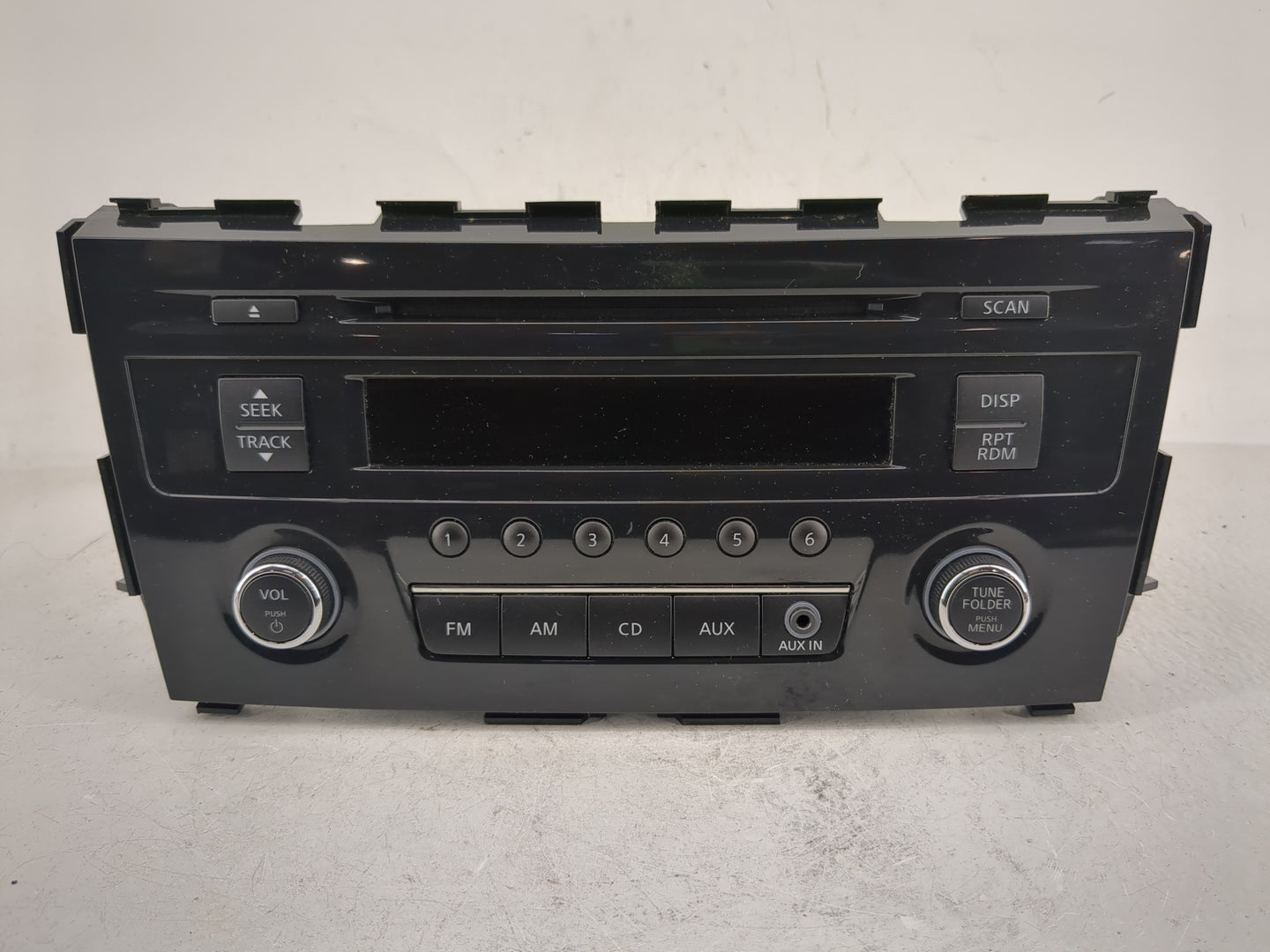 2013-2015 Nissan Altima Radio AM FM Cd Player Receiver Replacement P/N:28185 3TB0G Fits Fits 2013 2014 2015 OEM Used Auto Pa