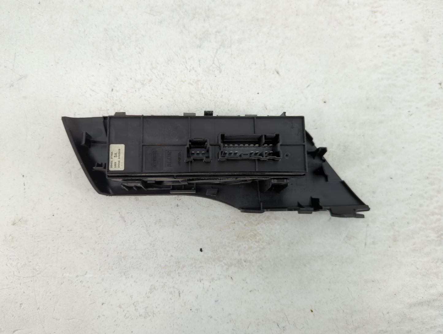 2013-2018 Nissan Altima Master Power Window Switch Replacement Driver Side Left P/N:25401 3TA5A Fits OEM Used Auto Parts - O