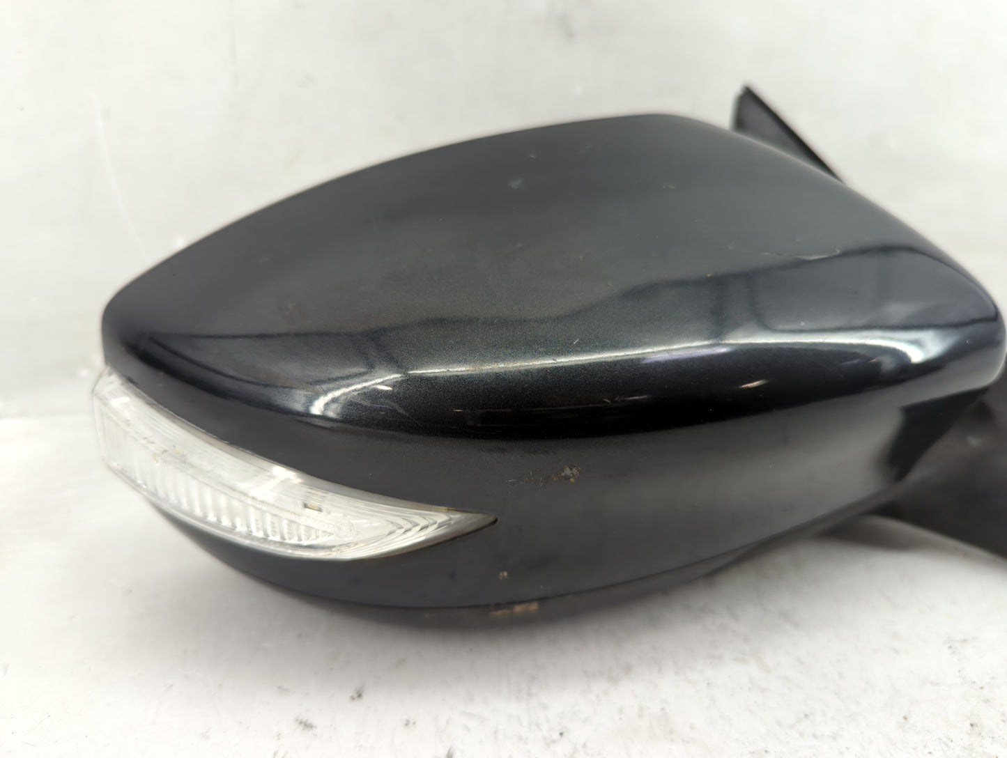 2013-2018 Nissan Altima Passenger Side View Mirror - Right Door Mirror OEM Used - Oemusedautoparts1.com