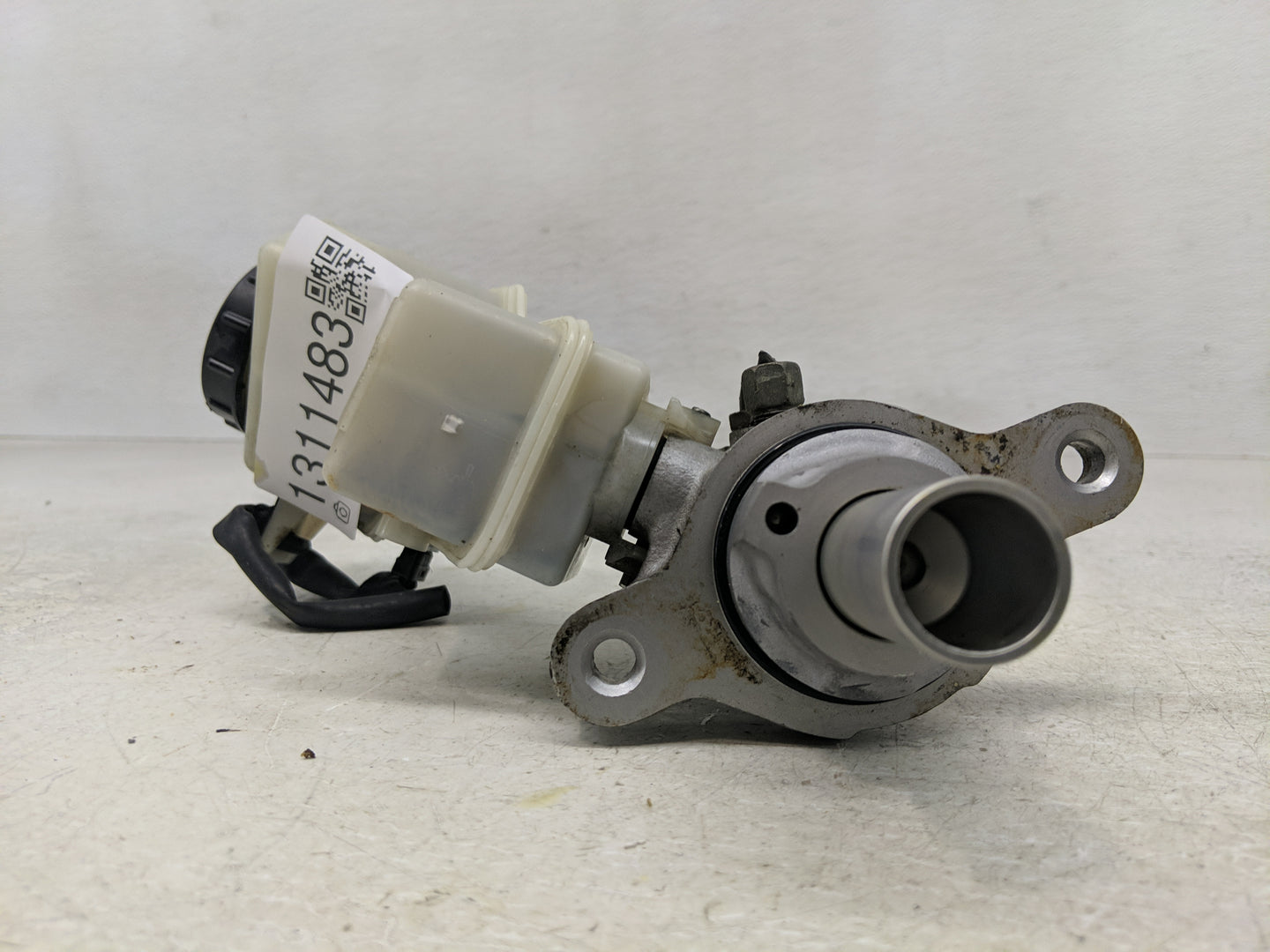 2013-2018 Nissan Altima Brake Master Cylinder 1311483 - Oemusedautoparts1.com