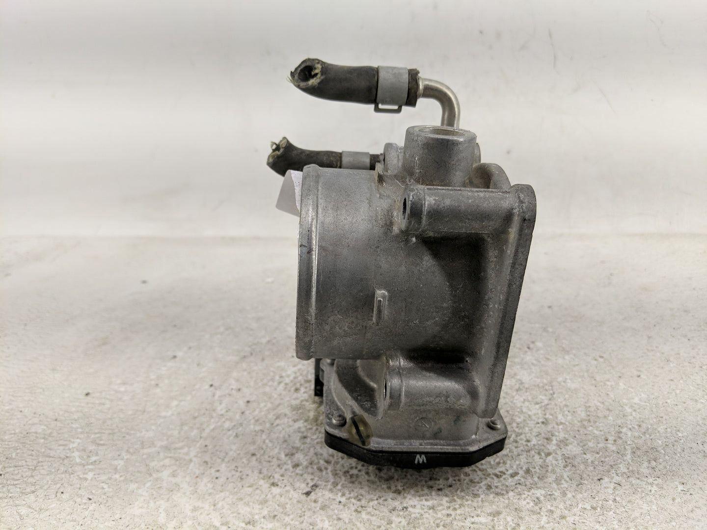 2013-2018 Nissan Altima Throttle Body P/N:3TA60-01 A Fits Fits 2013 2014 2015 2016 2017 2018 2019 2020 OEM Used Auto Parts -