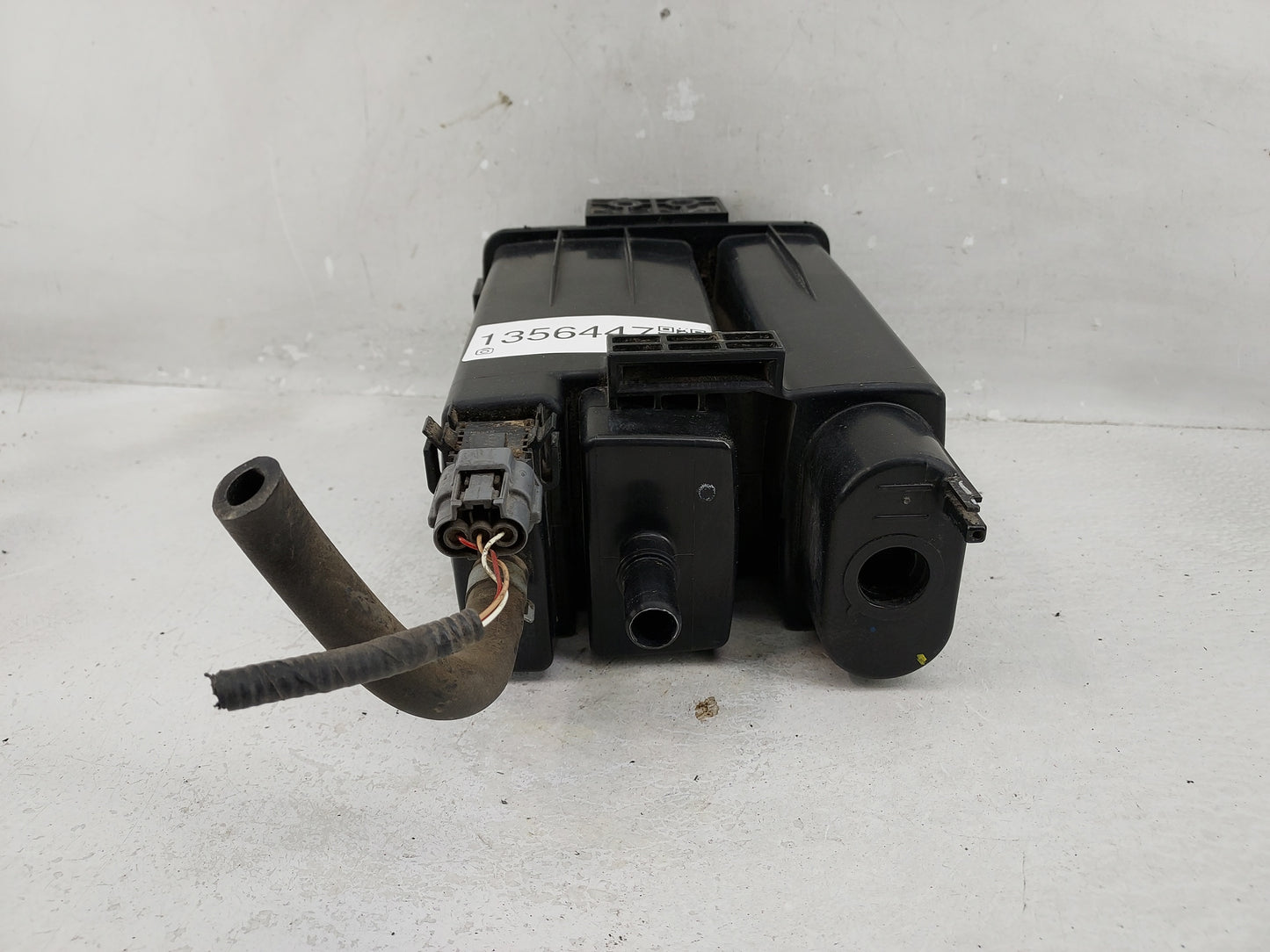 2014 Nissan Altima Fuel Vapor Charcoal Canister 1356447 - Oemusedautoparts1.com