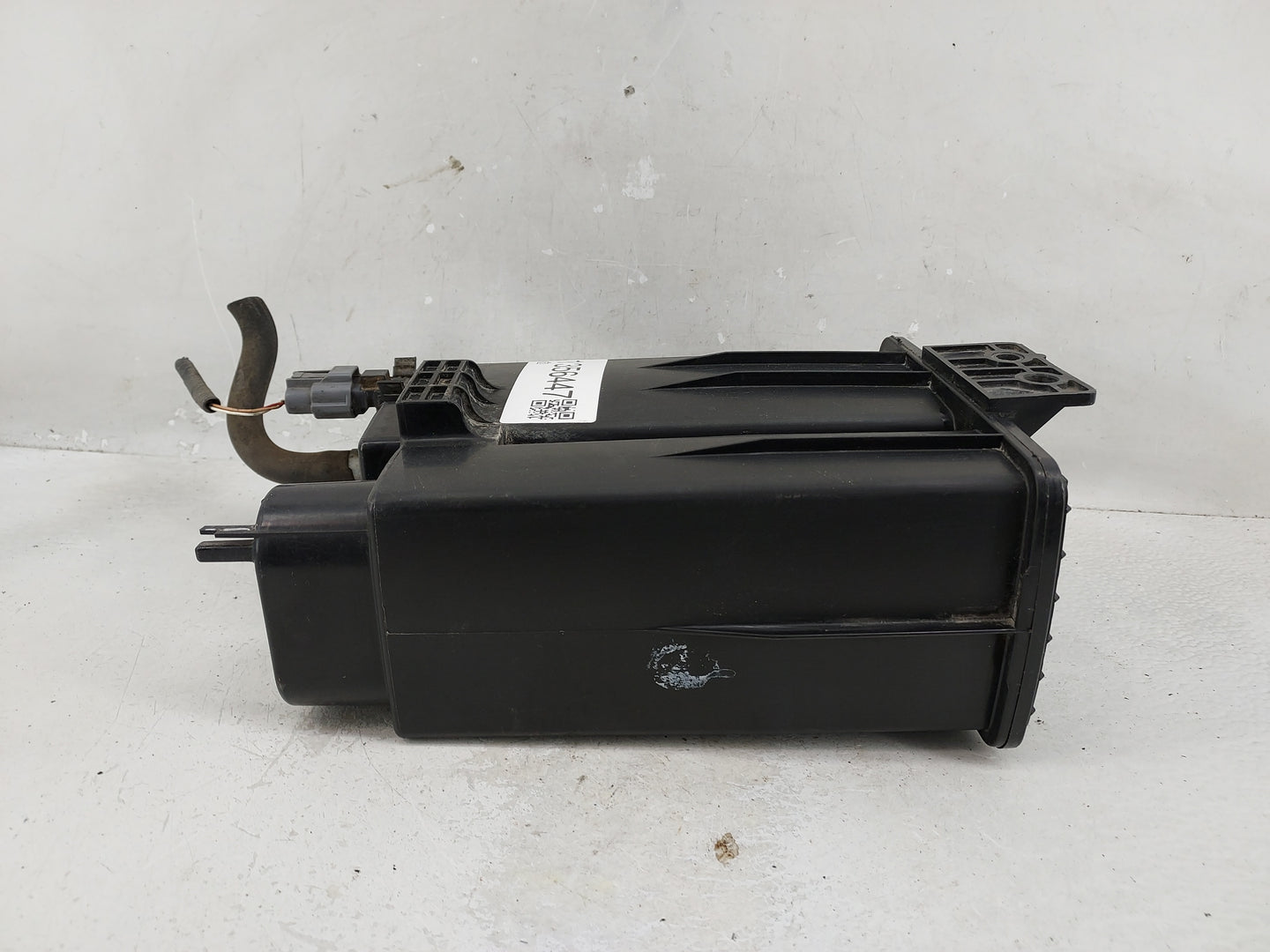 2014 Nissan Altima Fuel Vapor Charcoal Canister - Oemusedautoparts1.com