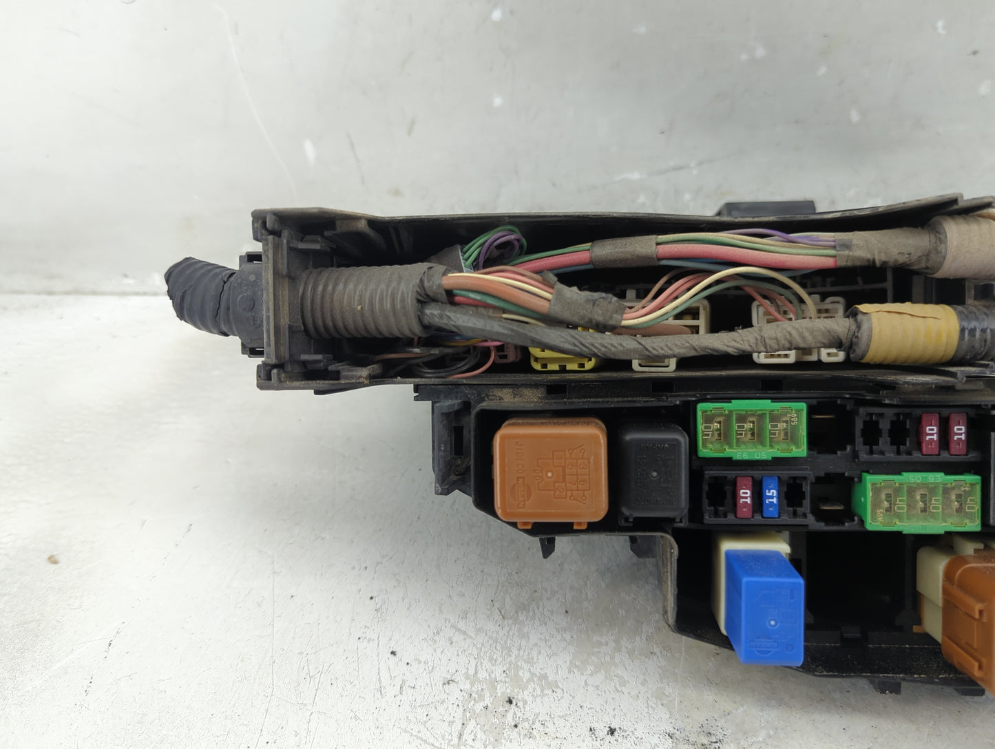 2013-2014 Nissan Altima Fusebox Fuse Box Panel Relay Module Fits Fits 2013 2014 OEM Used Auto Parts - Oemusedautoparts1.com