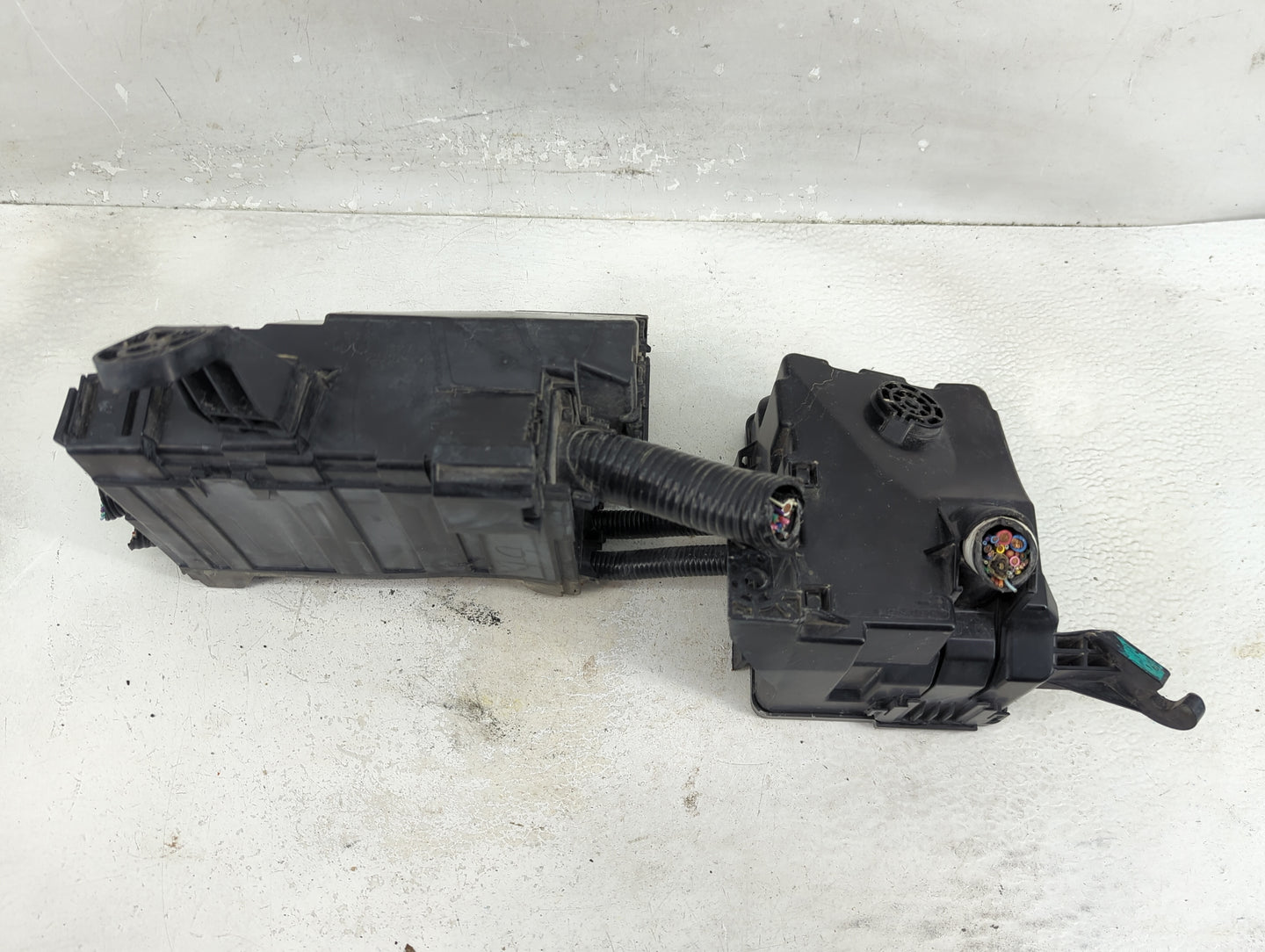 2013-2014 Nissan Altima Fusebox Fuse Box Panel Relay Module Fits Fits 2013 2014 OEM Used Auto Parts - Oemusedautoparts1.com