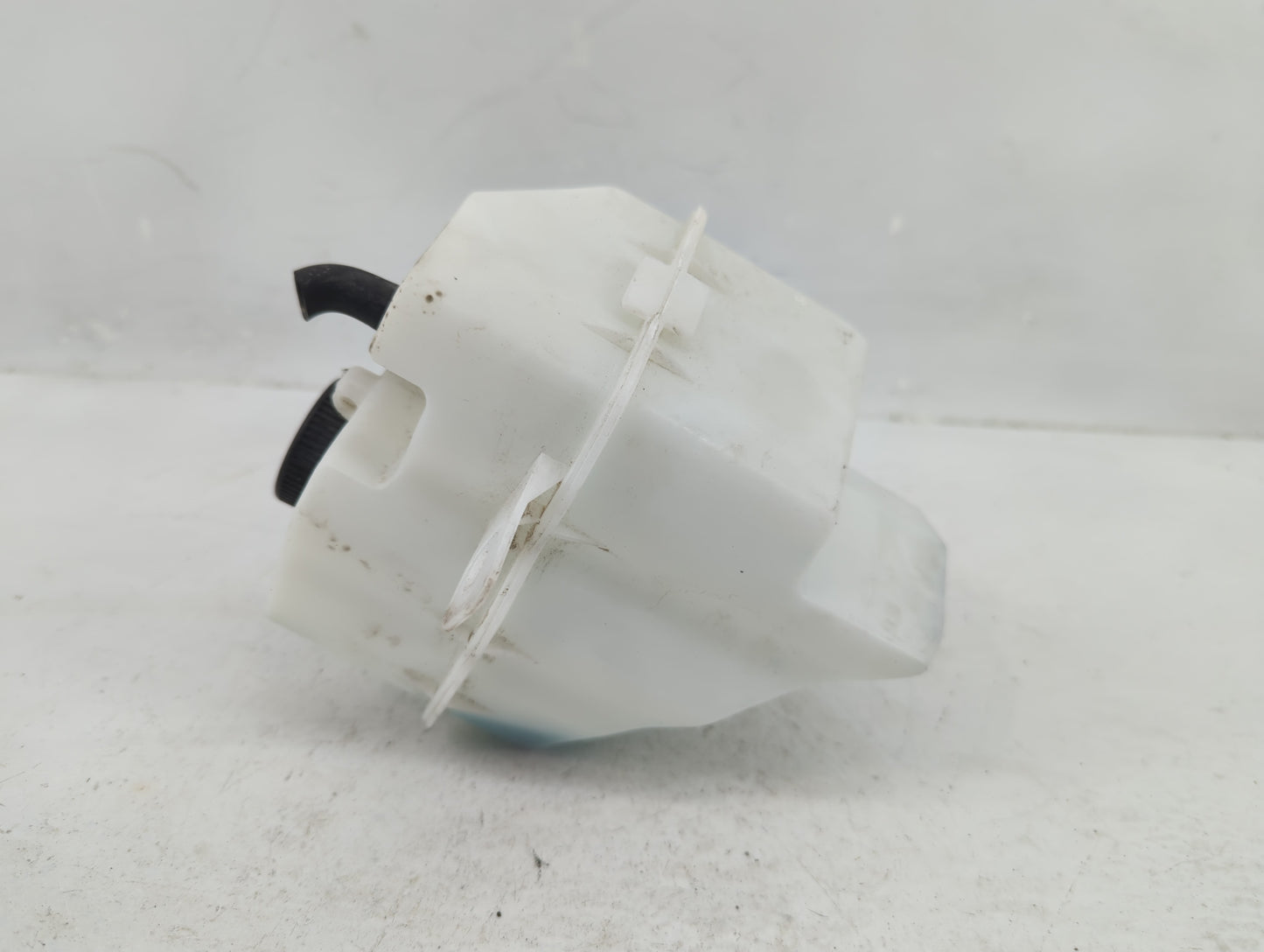 2013-2018 Nissan Altima Radiator Coolant Overflow Expansion Tank Bottle 1369105 - Oemusedautoparts1.com