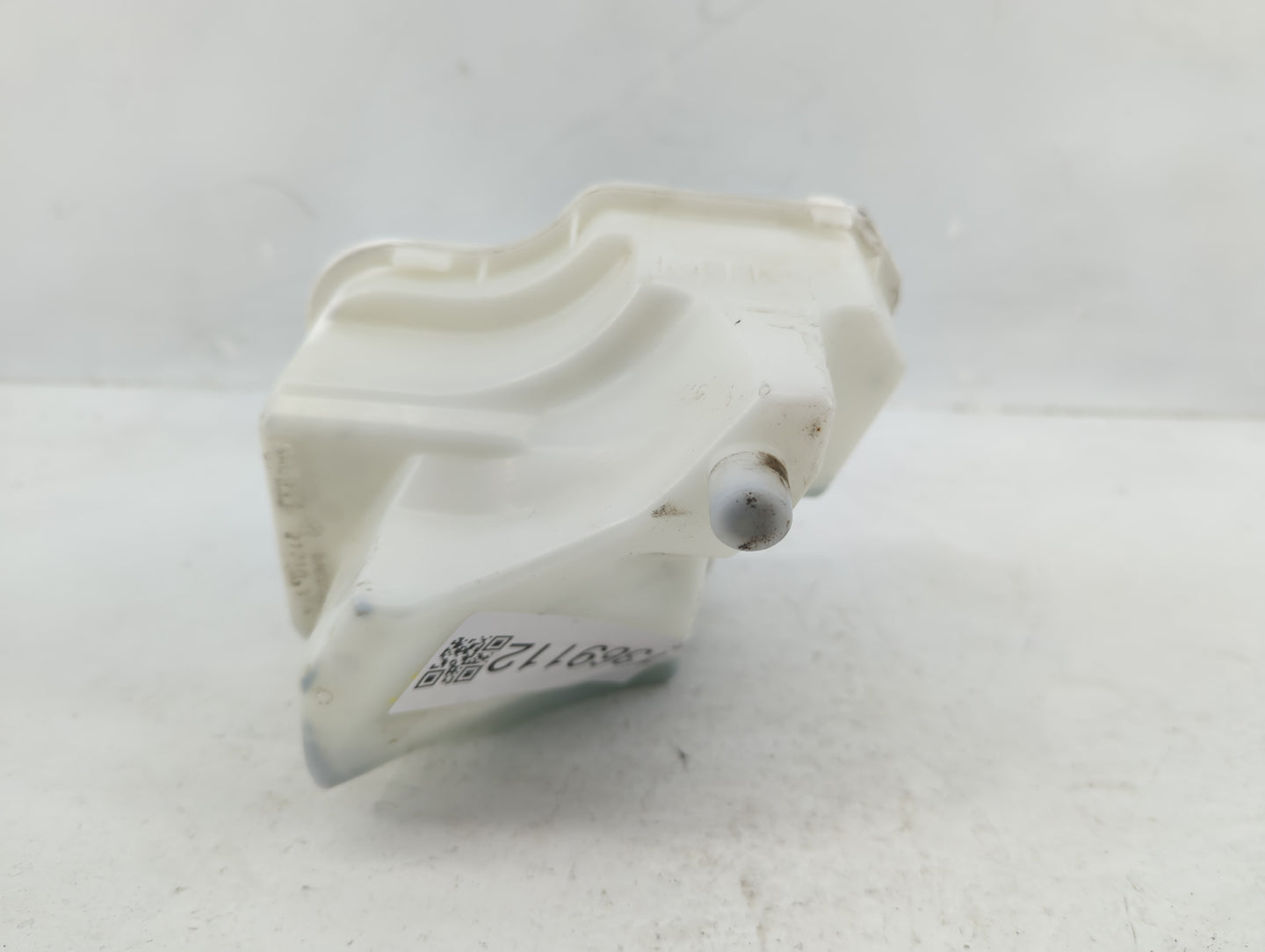 2013-2018 Nissan Altima Radiator Coolant Overflow Expansion Tank Bottle 1369112 - Oemusedautoparts1.com