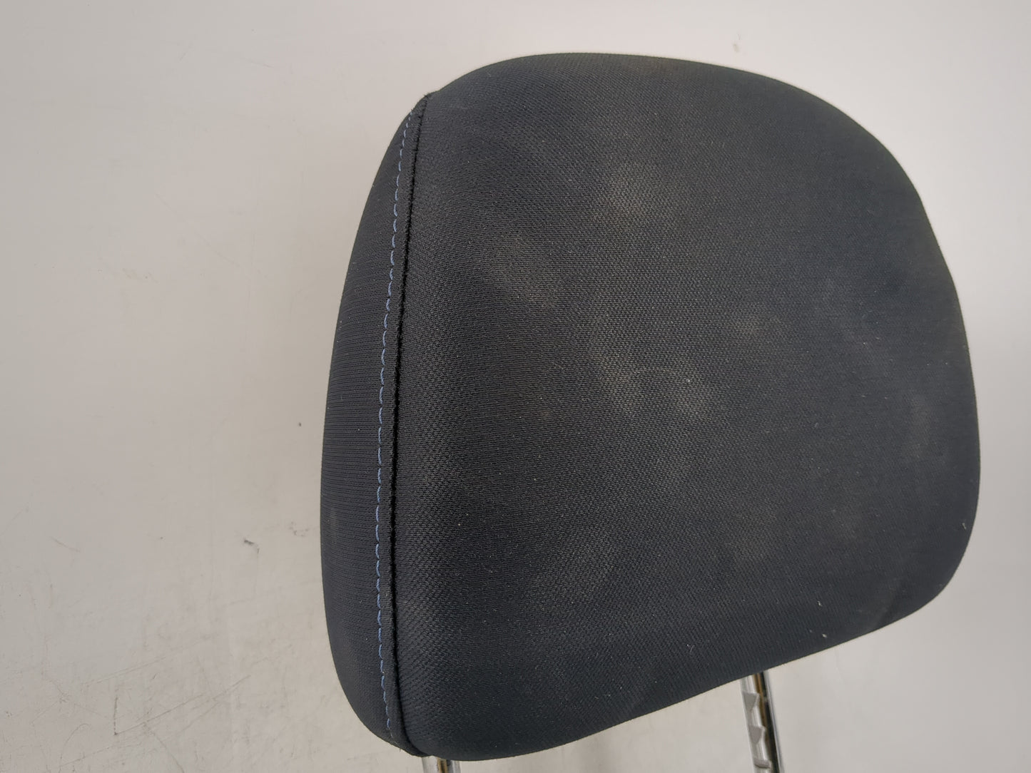 2013-2014 Nissan Altima Headrest Head Rest Front Driver Passenger Seat - Oemusedautoparts1.com