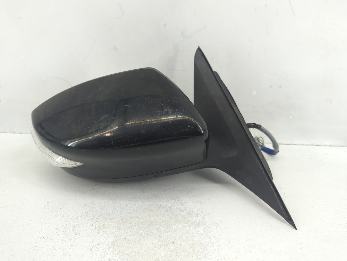2013-2018 Nissan Altima Passenger Side View Mirror - Right Door Mirror OEM Used - Oemusedautoparts1.com