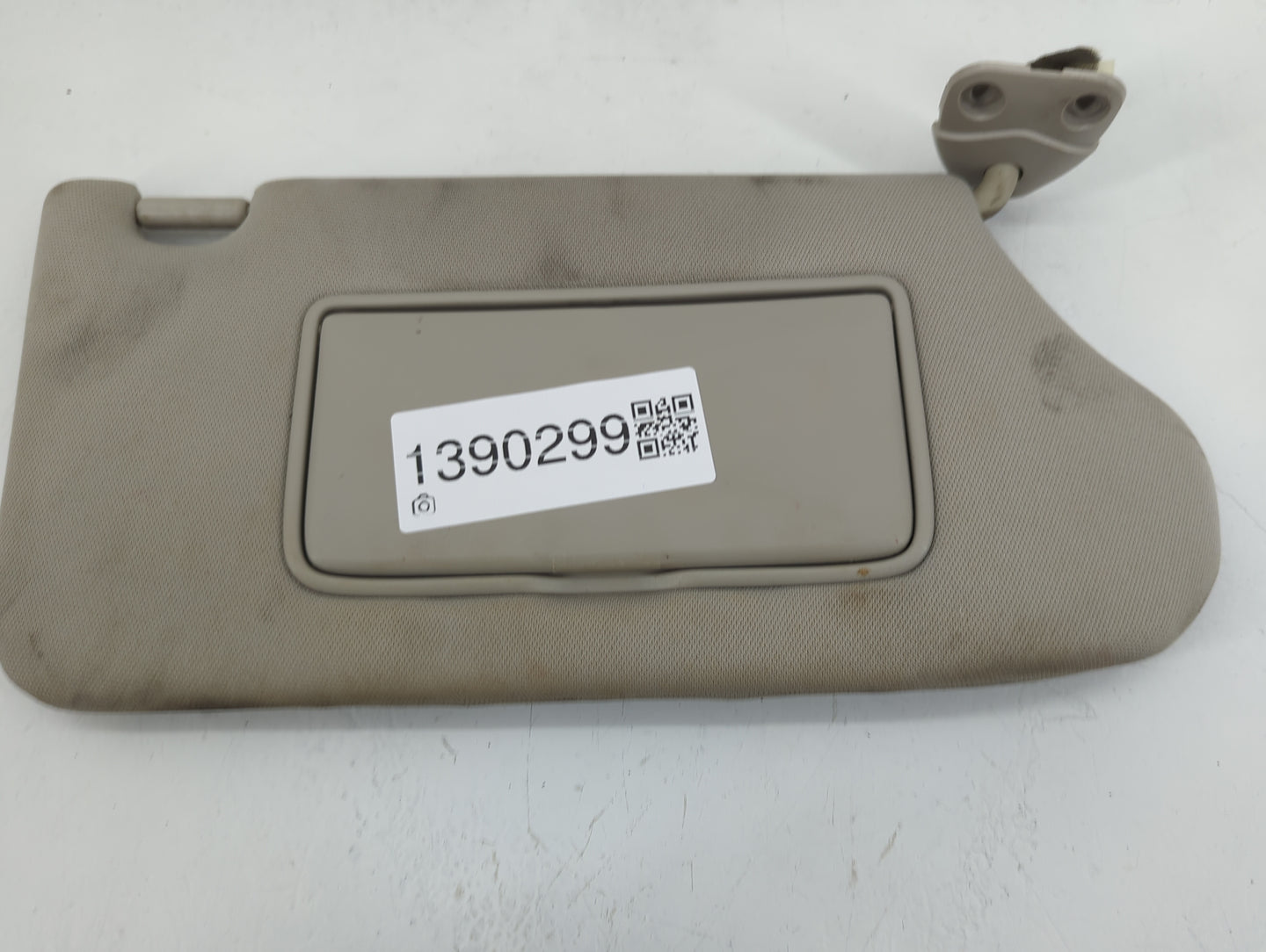 2013-2018 Nissan Altima Sun Visor Shade Replacement Passenger Right Mirror Fits Fits 2013 2014 2015 2016 2017 2018 OEM Used 