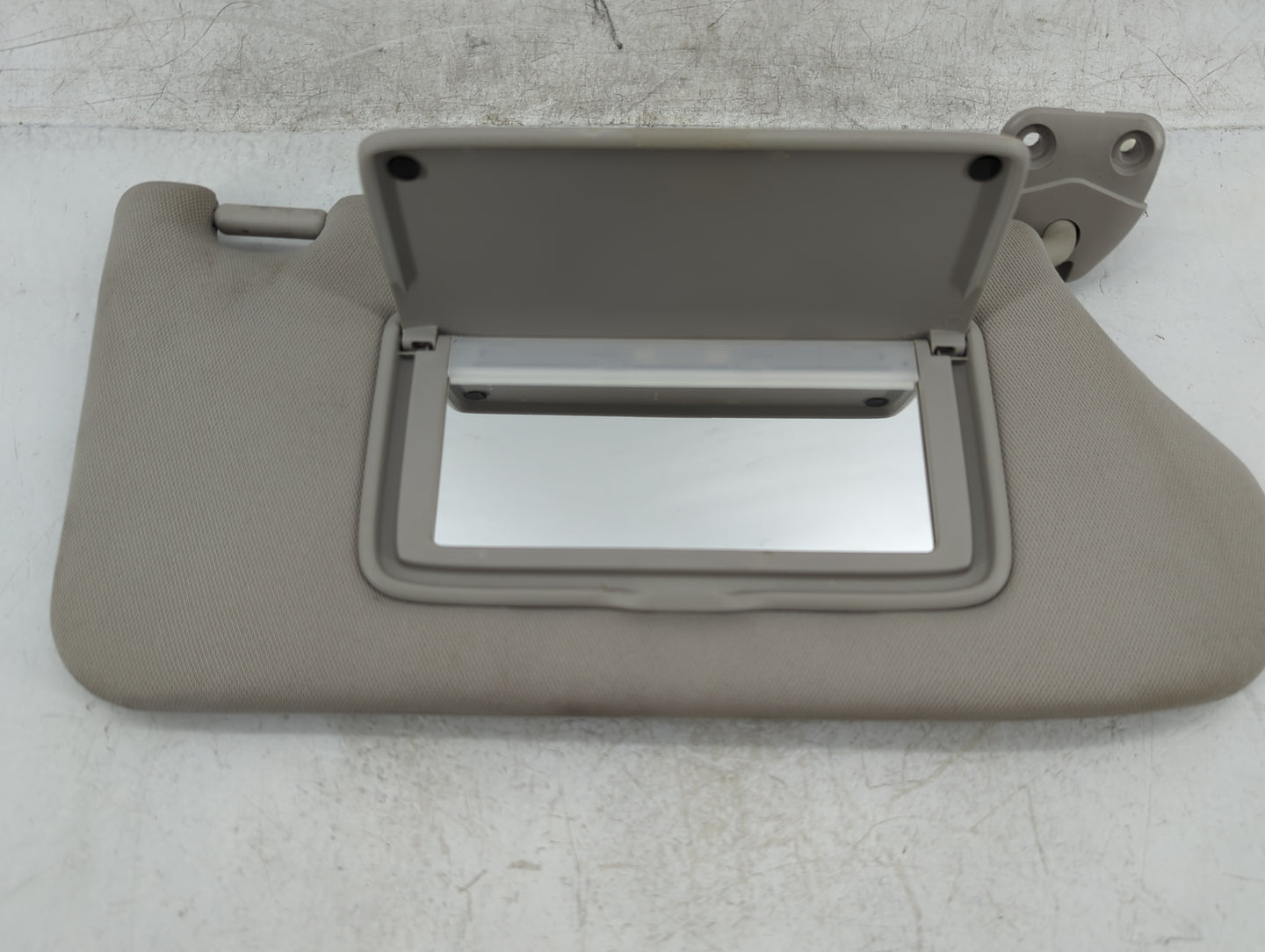 2013-2018 Nissan Altima Sun Visor Shade Replacement Passenger Right Mirror Fits Fits 2013 2014 2015 2016 2017 2018 OEM Used 