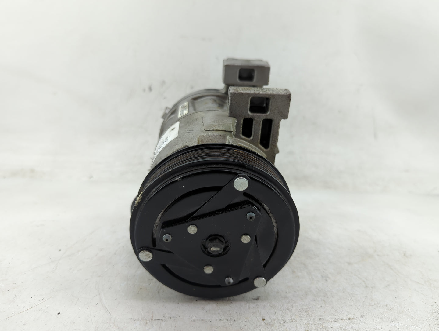 2013-2018 Nissan Altima Air Conditioning A/c Ac Compressor Oem - Oemusedautoparts1.com