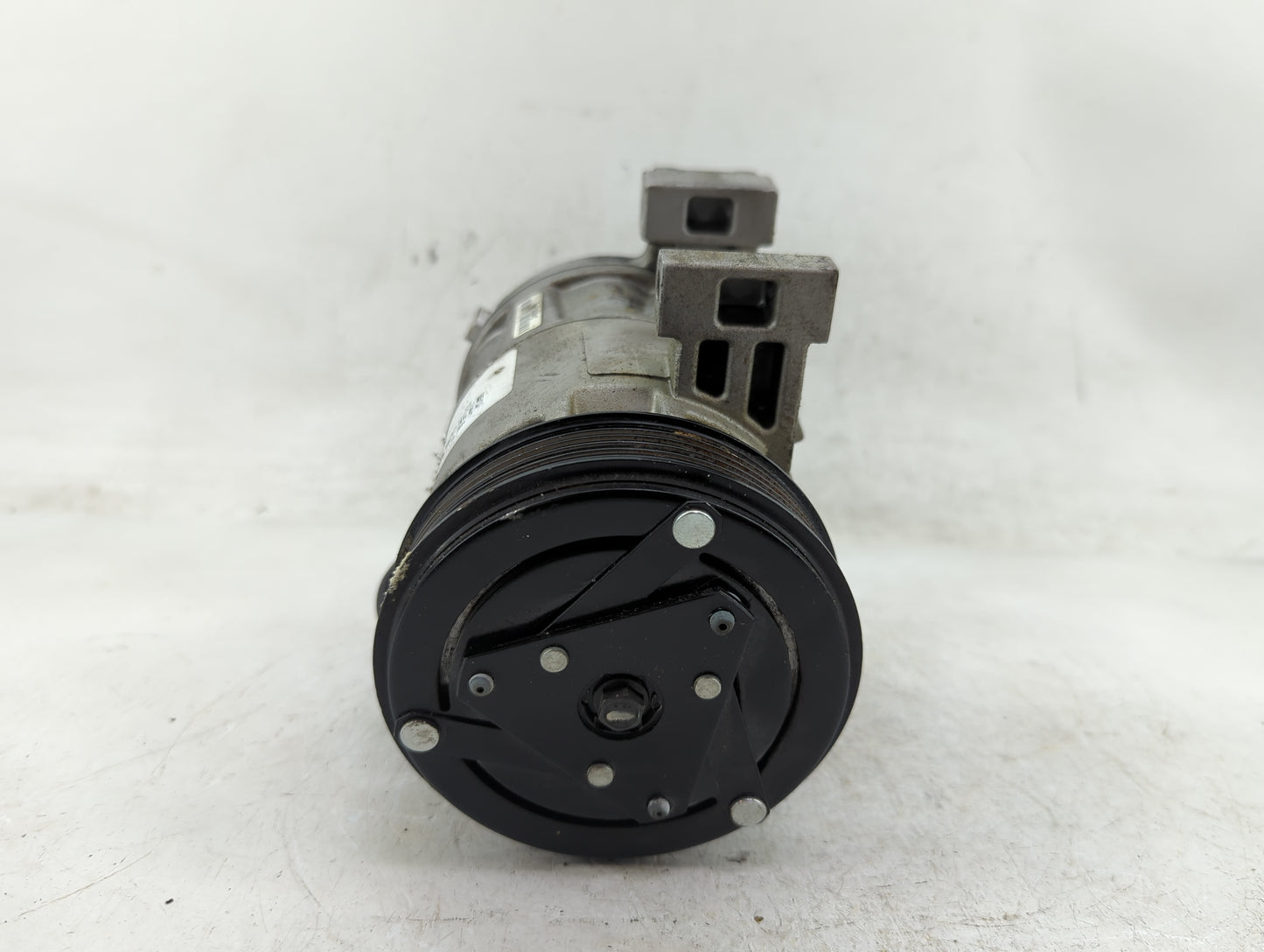 2013-2018 Nissan Altima Air Conditioning A/c Ac Compressor Oem - Oemusedautoparts1.com