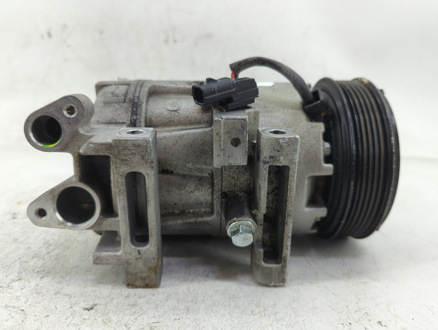 2013-2018 Nissan Altima Air Conditioning A/c Ac Compressor Oem - Oemusedautoparts1.com