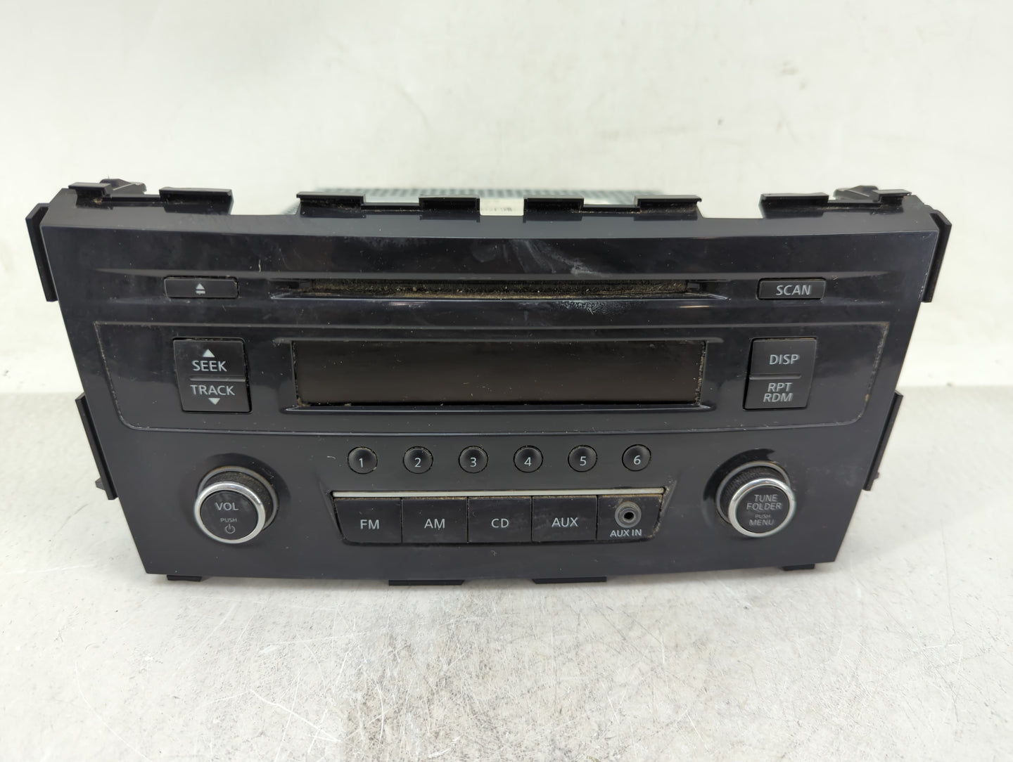 2013-2015 Nissan Altima Radio AM FM Cd Player Receiver Replacement P/N:28185 3TB0G Fits Fits 2013 2014 2015 OEM Used Auto Pa