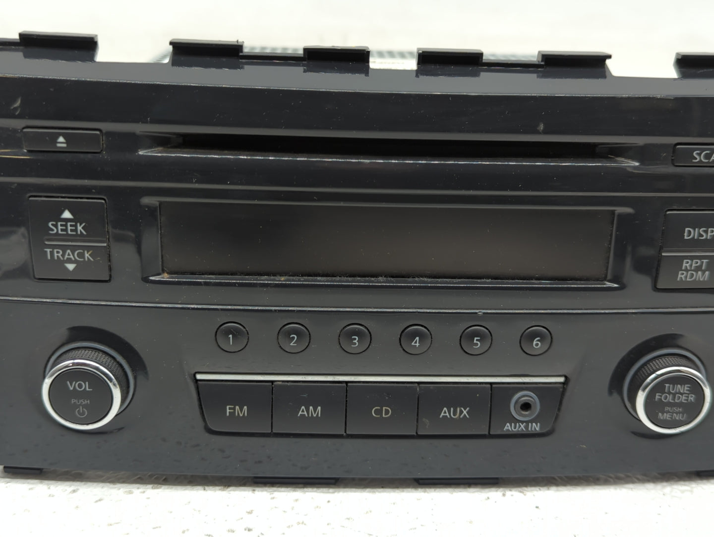 2013-2015 Nissan Altima Radio AM FM Cd Player Receiver Replacement P/N:28185 3TB0G Fits Fits 2013 2014 2015 OEM Used Auto Pa