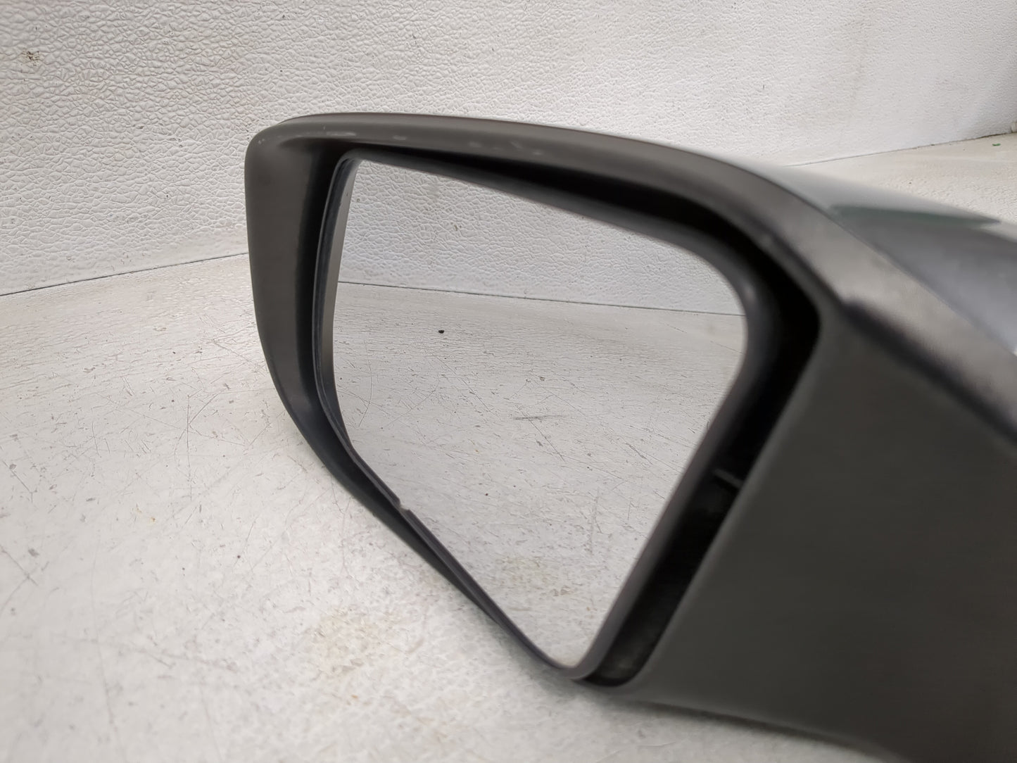 2013-2018 Nissan Altima Driver Side View Mirror - Left Door Mirror OEM Used - Oemusedautoparts1.com