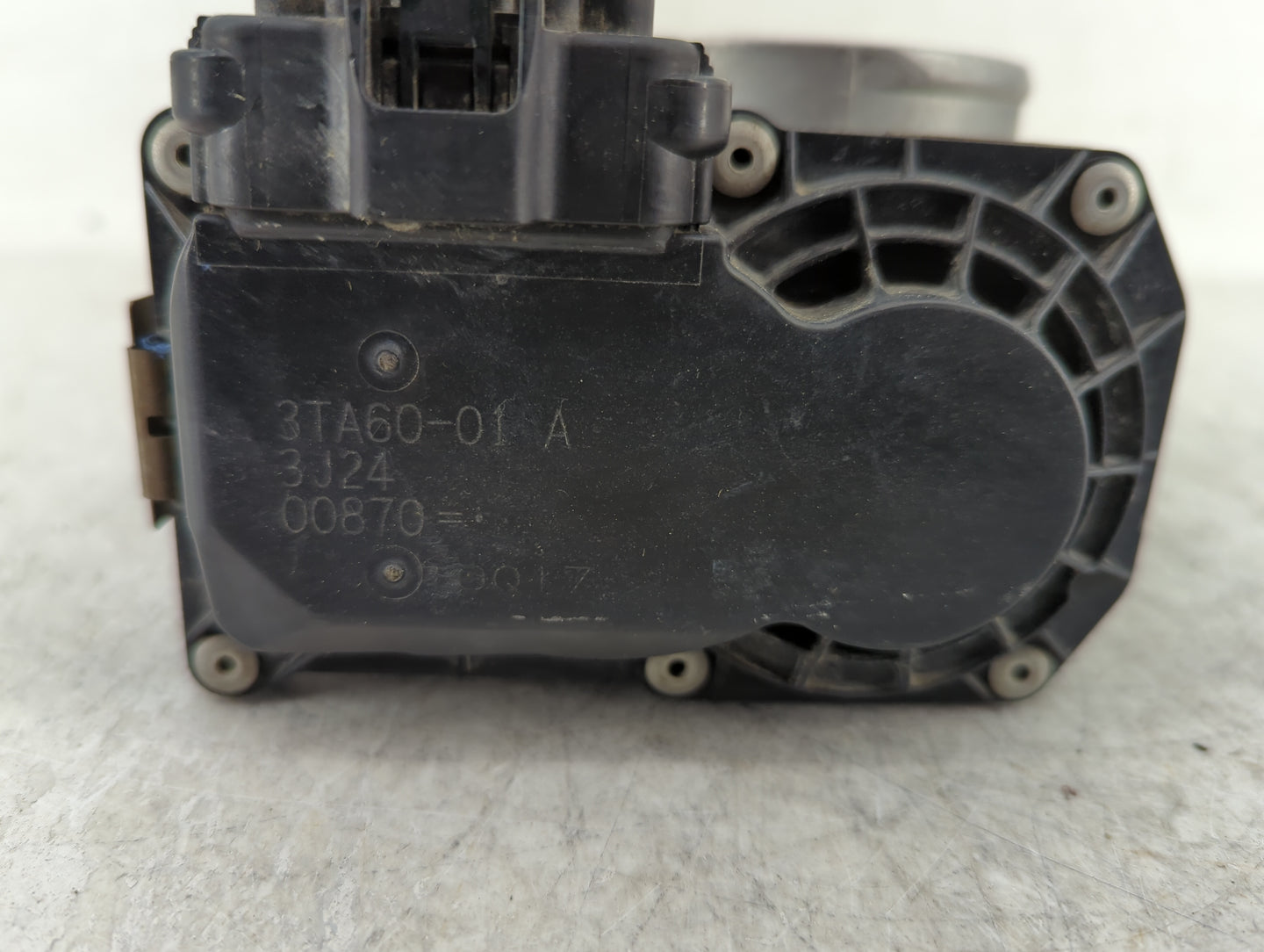 2013-2018 Nissan Altima Throttle Body P/N:3TA60-01 Fits Fits 2013 2014 2015 2016 2017 2018 2019 2020 OEM Used Auto Parts - O