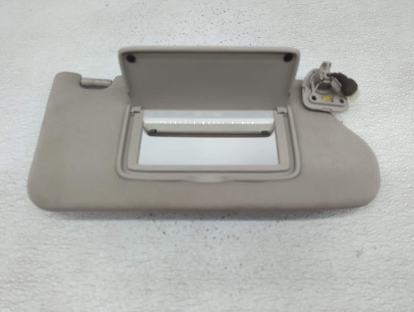 2013-2018 Nissan Altima Sun Visor Shade Replacement Passenger Right Mirror Fits Fits 2013 2014 2015 2016 2017 2018 OEM Used 
