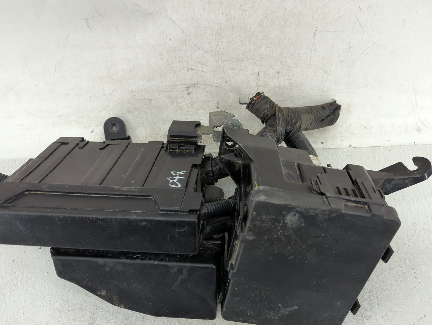 2013-2014 Nissan Altima Fusebox Fuse Box Panel Relay Module P/N:240123TA0A Fits Fits 2013 2014 OEM Used Auto Parts - Oemused