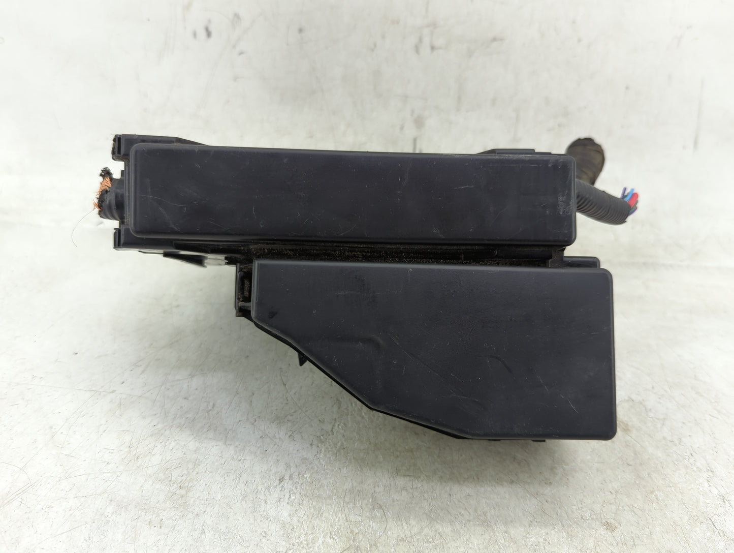 2013-2014 Nissan Altima Fusebox Fuse Box Panel Relay Module P/N:7154-5763-30 7254-5763-30 Fits Fits 2013 2014 OEM Used Auto 