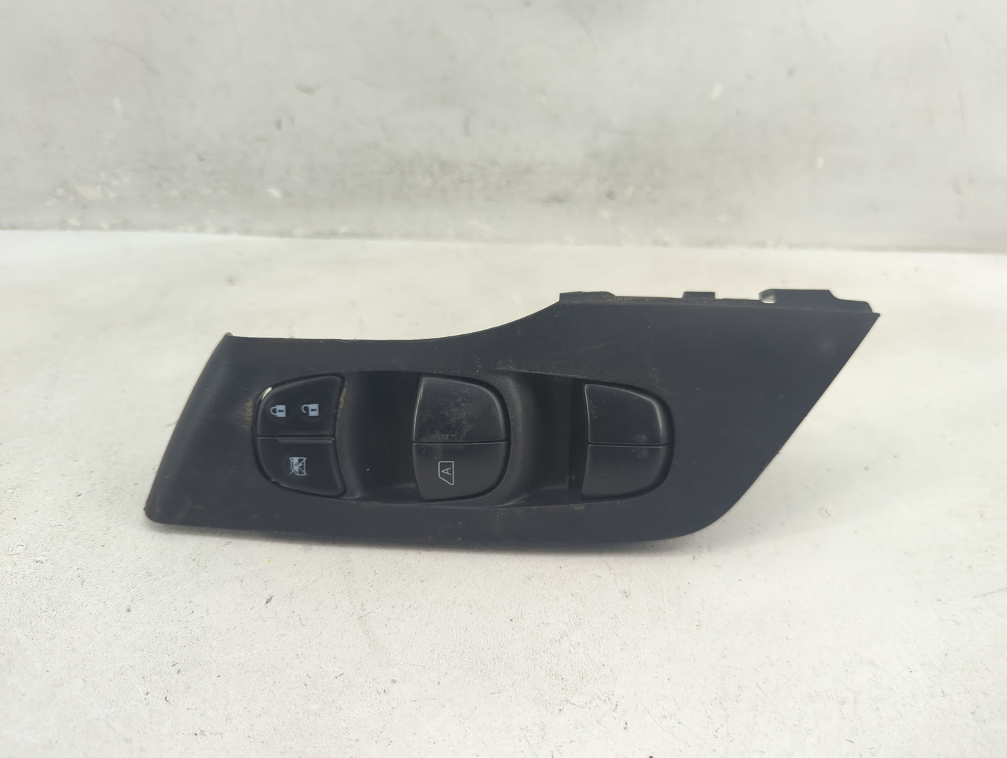 2013-2018 Nissan Altima Master Power Window Switch Replacement Driver Side Left P/N:25401 3TA5A Fits OEM Used Auto Parts - O
