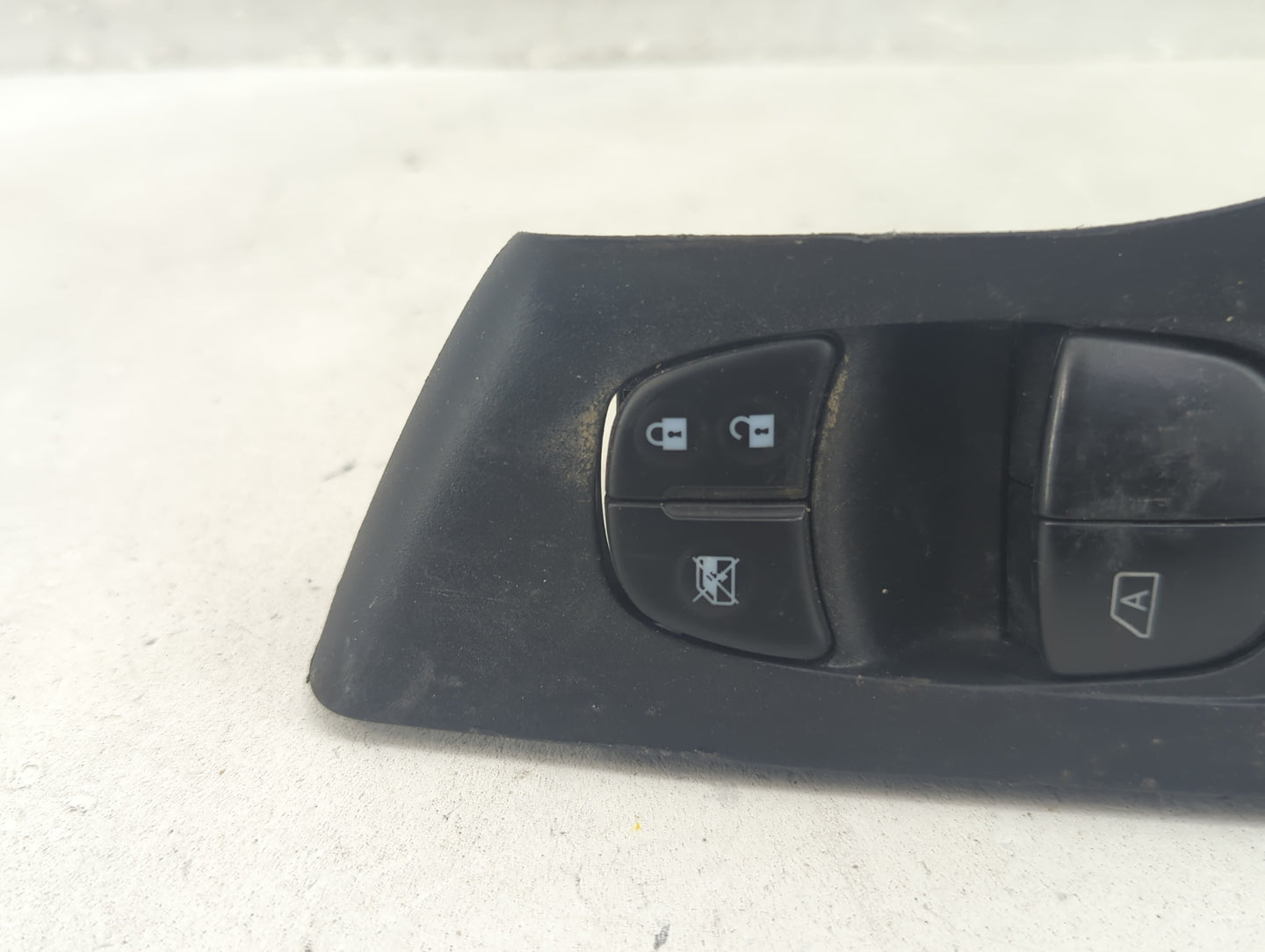 2013-2018 Nissan Altima Master Power Window Switch Replacement Driver Side Left P/N:25401 3TA5A Fits OEM Used Auto Parts - O
