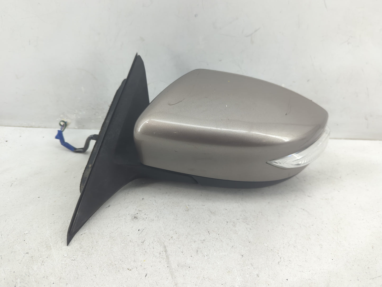 2013-2018 Nissan Altima Driver Side View Mirror - Left Door Mirror OEM Used - Oemusedautoparts1.com