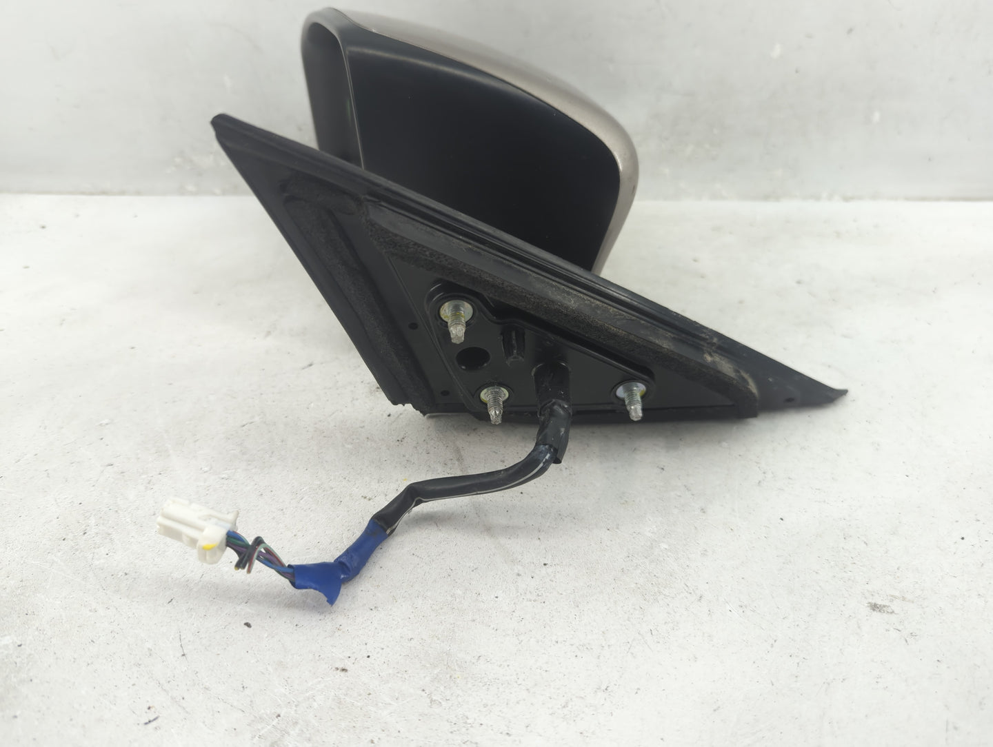 2013-2018 Nissan Altima Driver Side View Mirror - Left Door Mirror OEM Used - Oemusedautoparts1.com