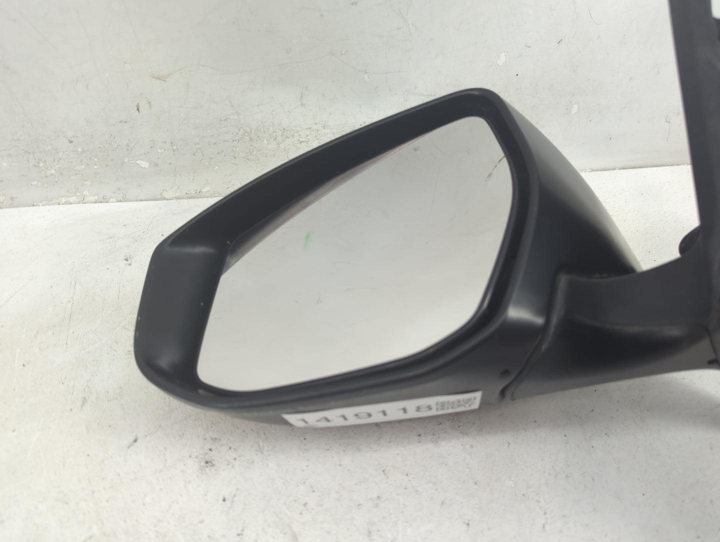 2013-2018 Nissan Altima Driver Side View Mirror - Left Door Mirror OEM Used - Oemusedautoparts1.com