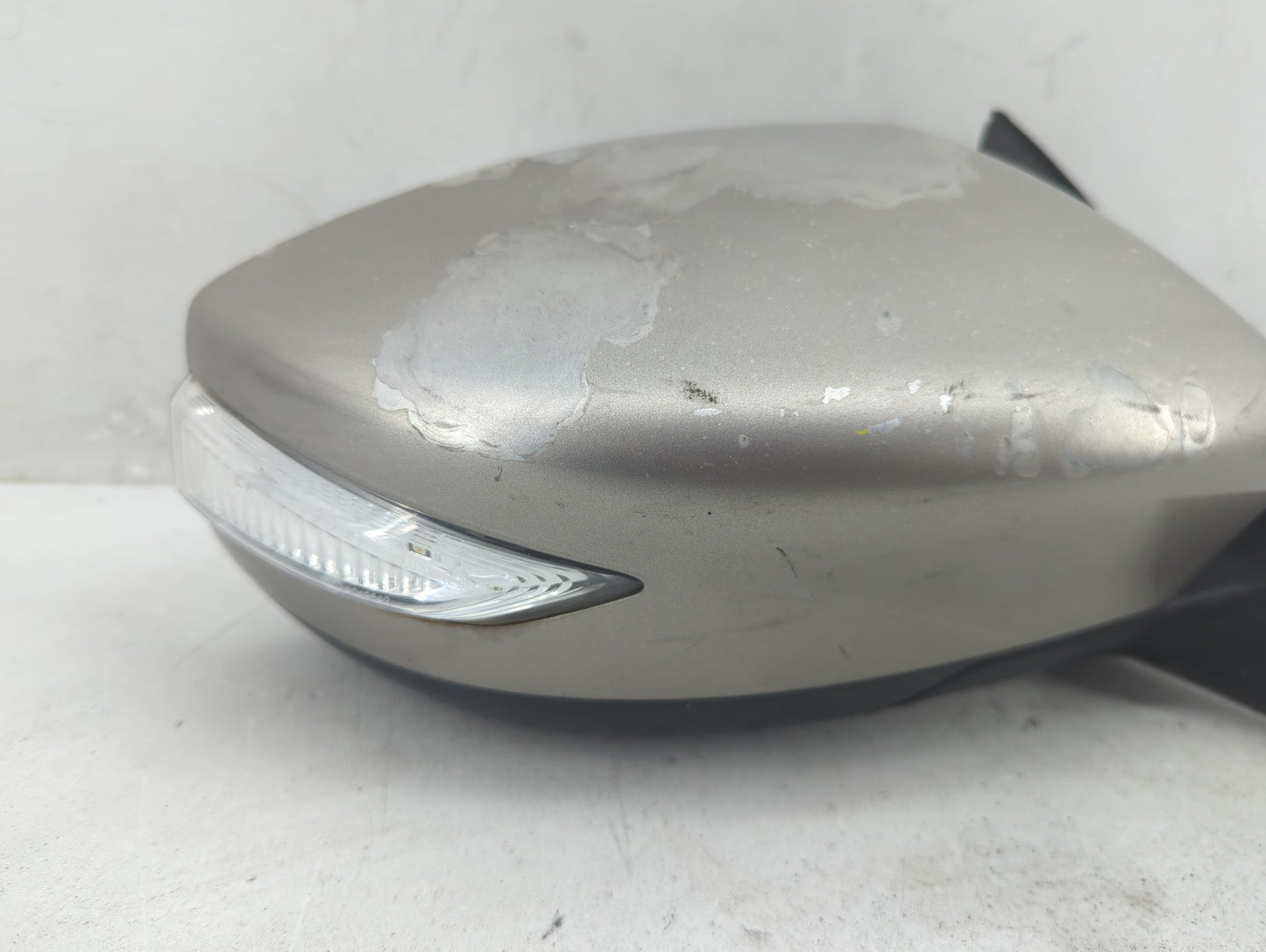 2013-2018 Nissan Altima Passenger Side View Mirror - Right Door Mirror OEM Used - Oemusedautoparts1.com