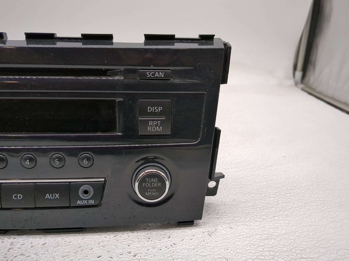 2013-2015 Nissan Altima Radio AM FM Cd Player Receiver Replacement P/N:28185 3TB0G Fits Fits 2013 2014 2015 OEM Used Auto Pa