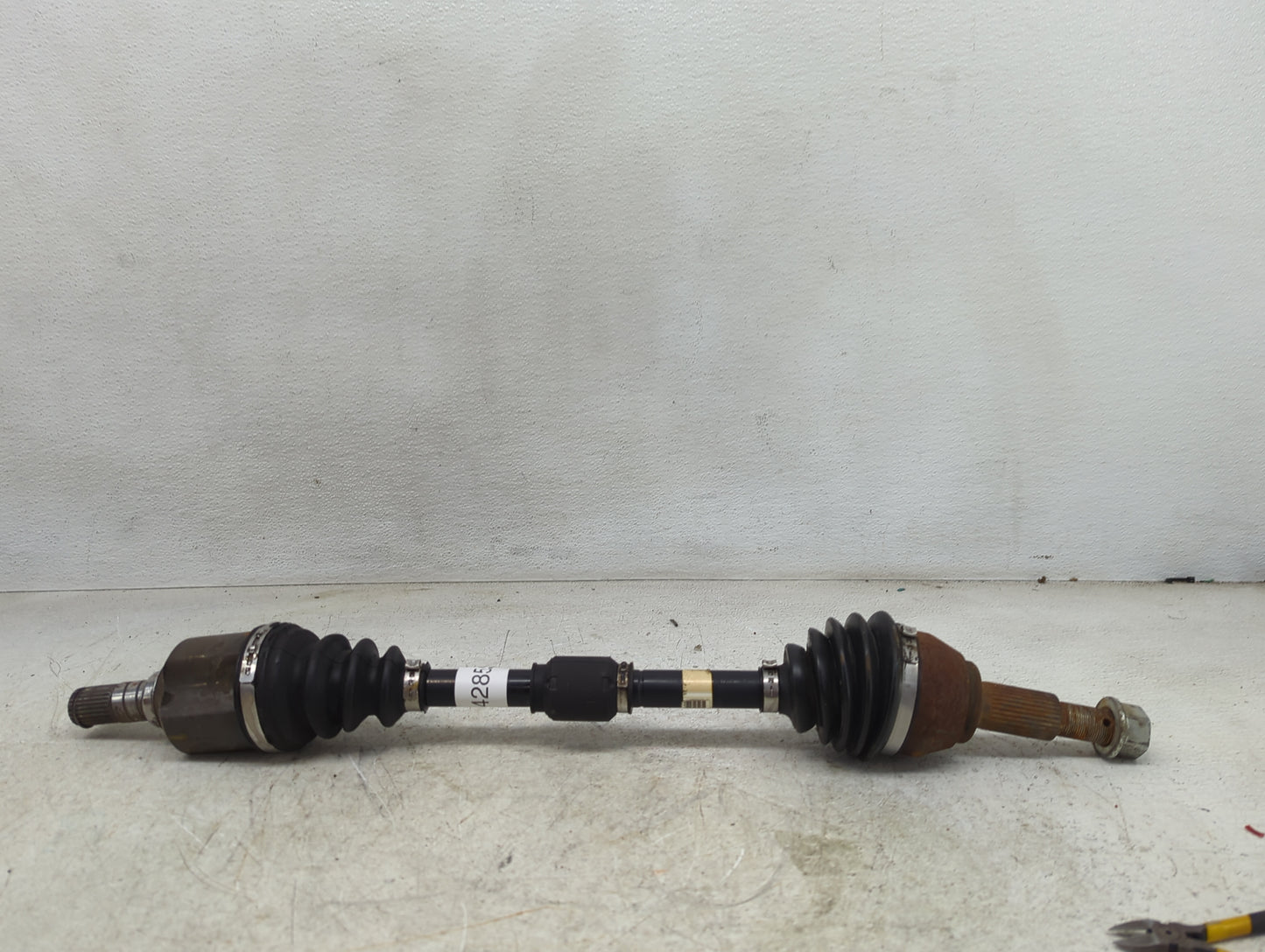 2013-2018 Nissan Altima Axle Shaft Front Driver Cv C/v - Oemusedautoparts1.com
