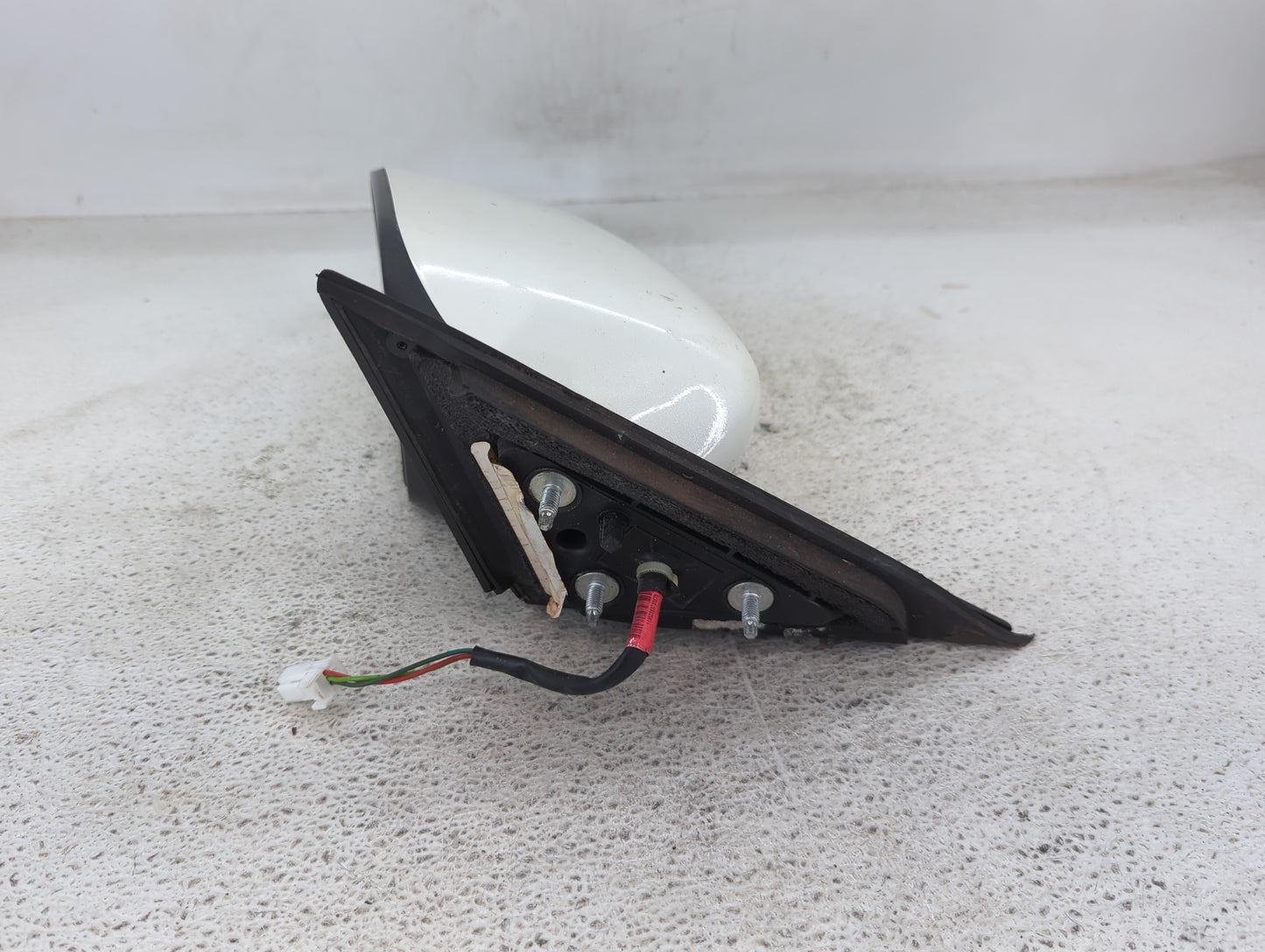 2013-2018 Nissan Altima Driver Side View Mirror - Left Door Mirror OEM Used - Oemusedautoparts1.com