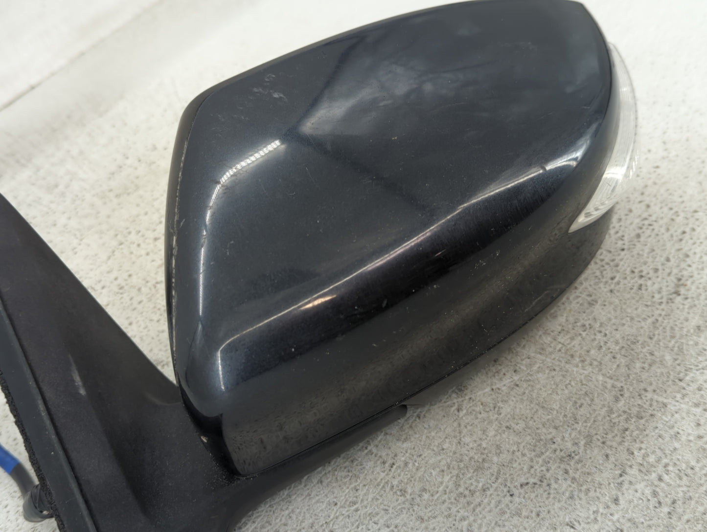 2013-2018 Nissan Altima Driver Side View Mirror - Left Door Mirror OEM Used - Oemusedautoparts1.com