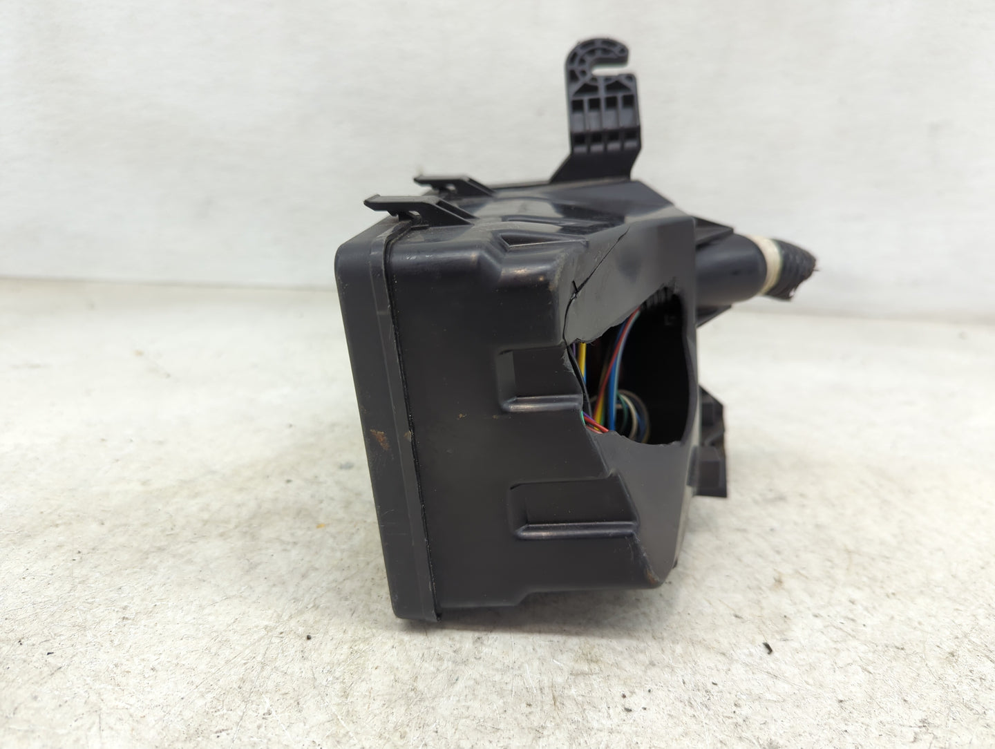 2013-2014 Nissan Altima Fusebox Fuse Box Panel Relay Module Fits Fits 2013 2014 OEM Used Auto Parts - Oemusedautoparts1.com