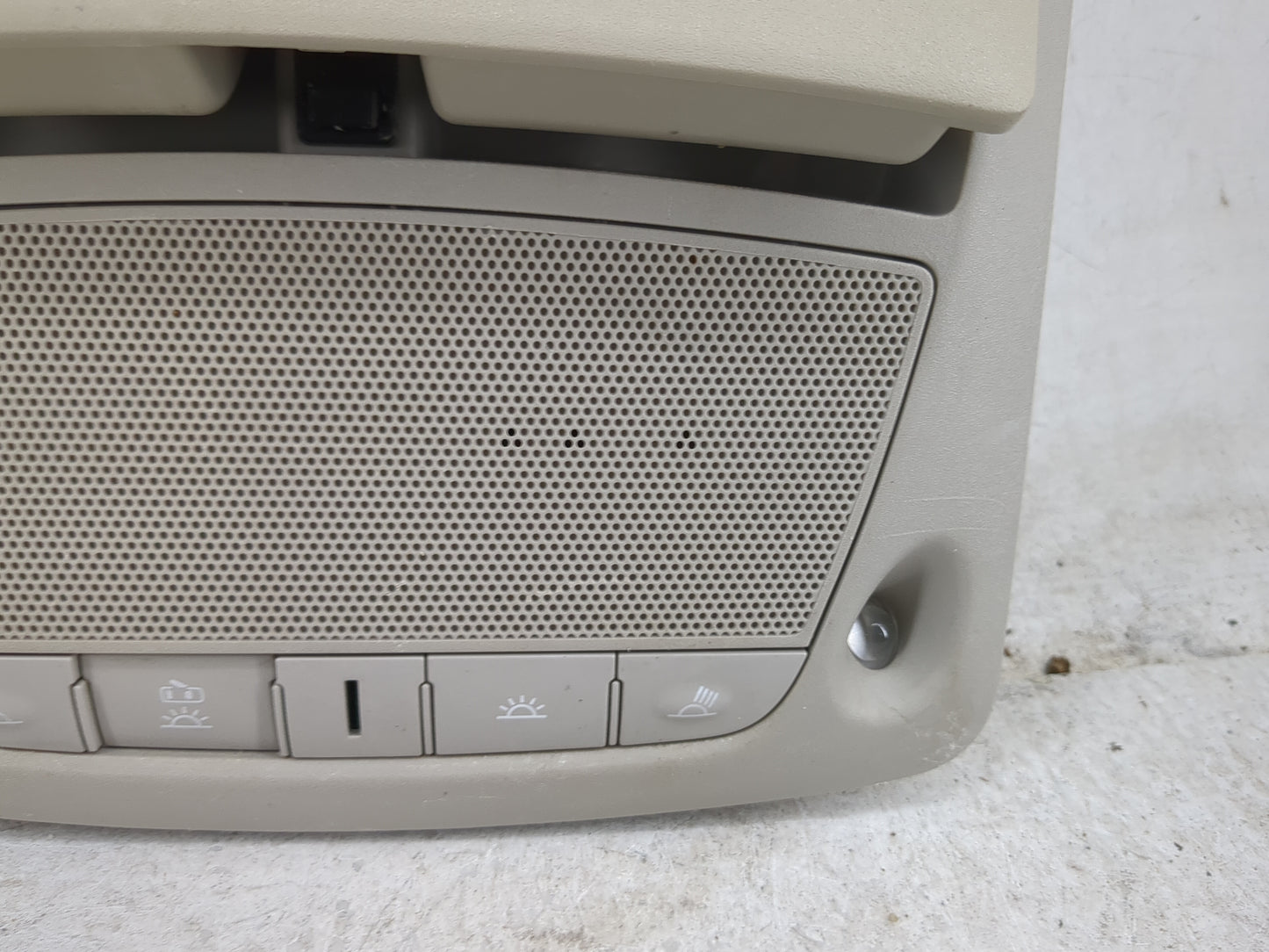 2014 Nissan Altima Overhead Roof Console - Oemusedautoparts1.com