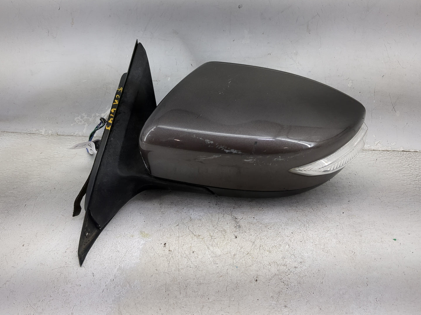 2013-2018 Nissan Altima Driver Side View Mirror - Left Door Mirror OEM Used - Oemusedautoparts1.com