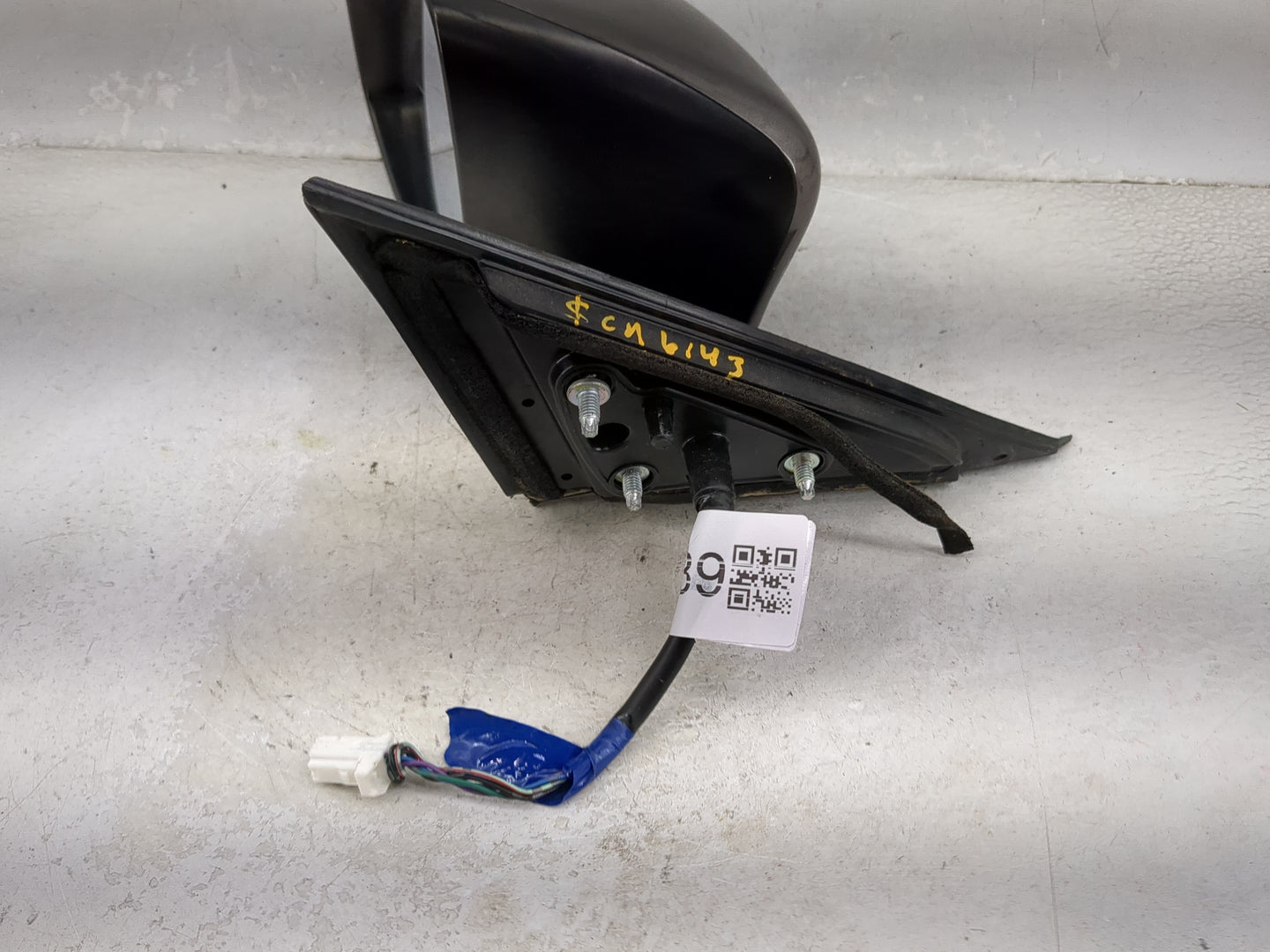 2013-2018 Nissan Altima Driver Side View Mirror - Left Door Mirror OEM Used - Oemusedautoparts1.com