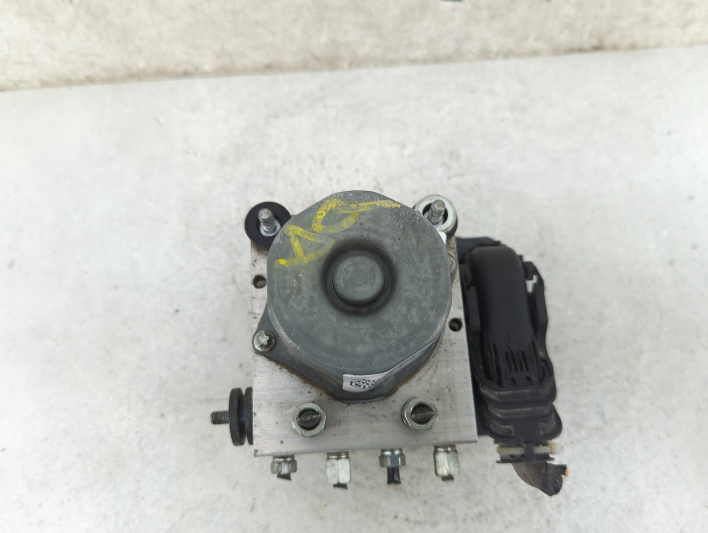 2013-2015 Nissan Altima ABS Pump Control Module Replacement P/N:47660 3TA0A 269 551 Fits Fits 2013 2014 2015 OEM Used Auto P