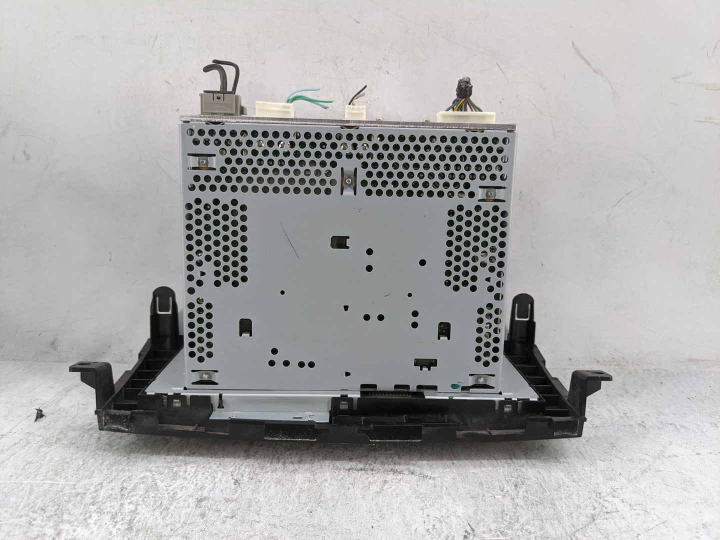 2013-2015 Nissan Altima Radio AM FM Cd Player Receiver Replacement P/N:28185 3TB0G PN-33781 Fits Fits 2013 2014 2015 OEM Use