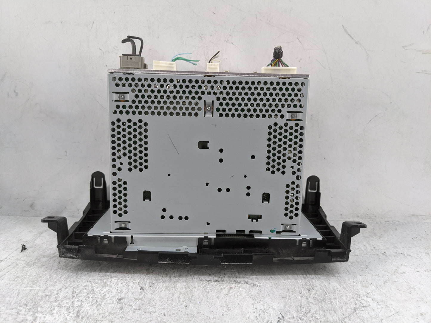 2013-2015 Nissan Altima Radio AM FM Cd Player Receiver Replacement P/N:28185 3TB0G PN-33781 Fits Fits 2013 2014 2015 OEM Use
