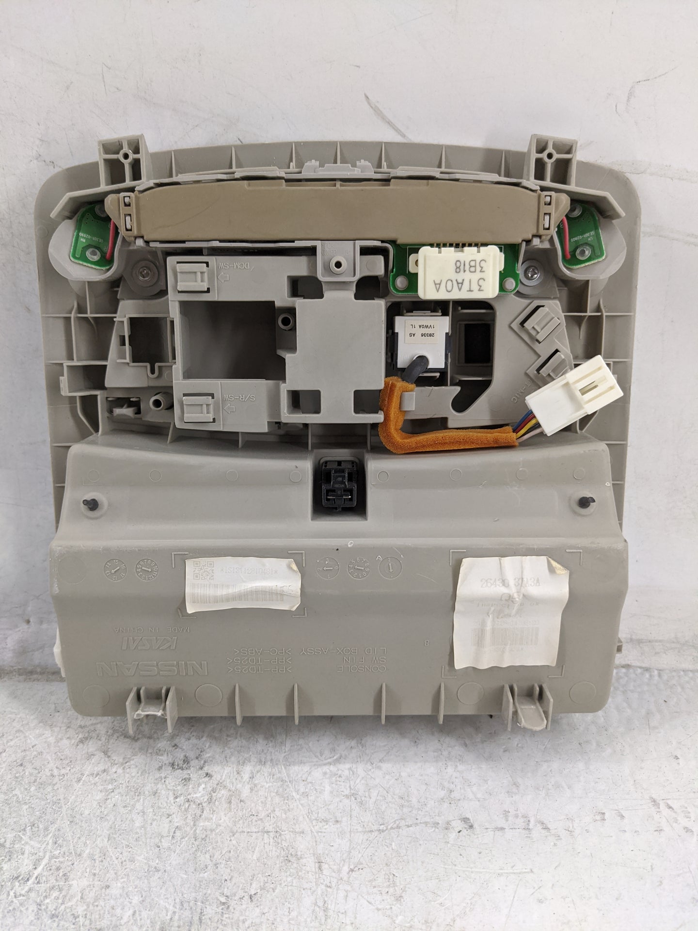2013-2015 Nissan Altima Overhead Roof Console 1478373 - Oemusedautoparts1.com