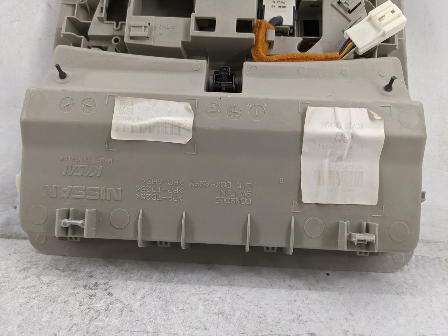 2013-2015 Nissan Altima Overhead Roof Console 1478373 - Oemusedautoparts1.com